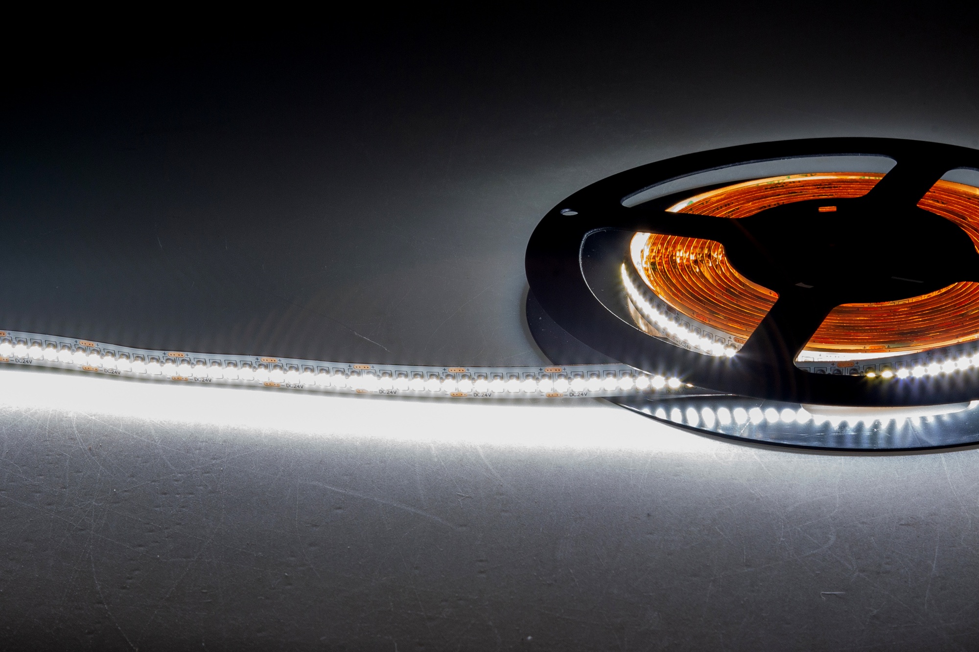 Светодиодная лента Donolux DN18331NWRA85