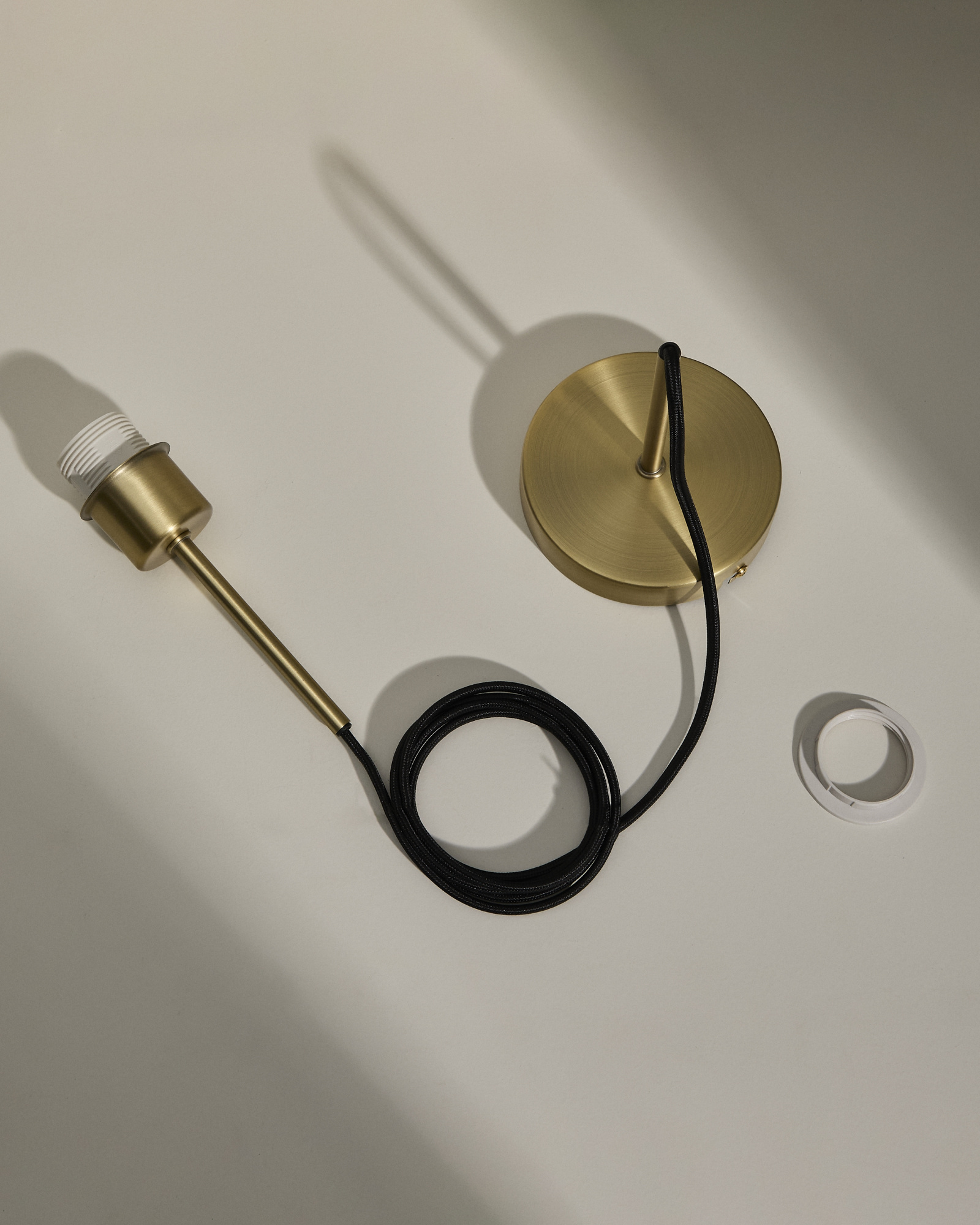 Крепление для металлического потолочного светильника Fulvia с золотой отделкой La Forma (ex Julia Grup)