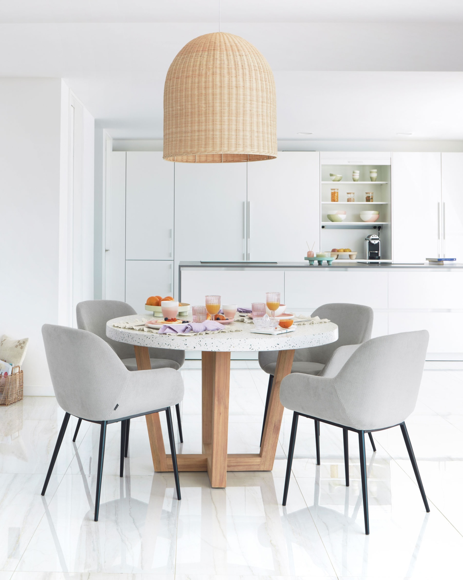 Стул Konna светло-серый вельвет La Forma (ex Julia Grup)