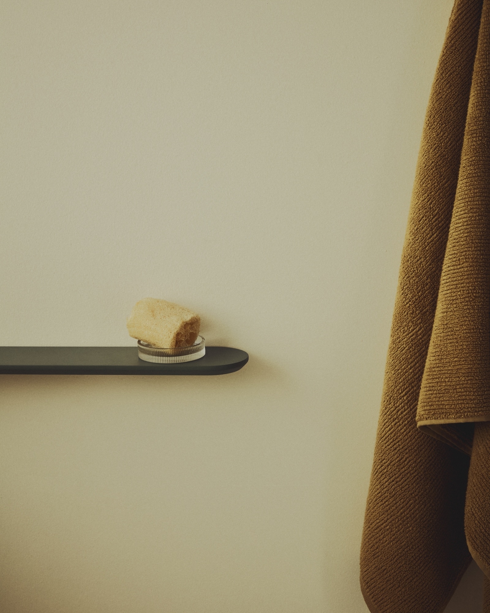 Комплект из 2 полок Arely из МДФ с зеленым лаковым покрытием, 35 см/55 см La Forma (ex Julia Grup)