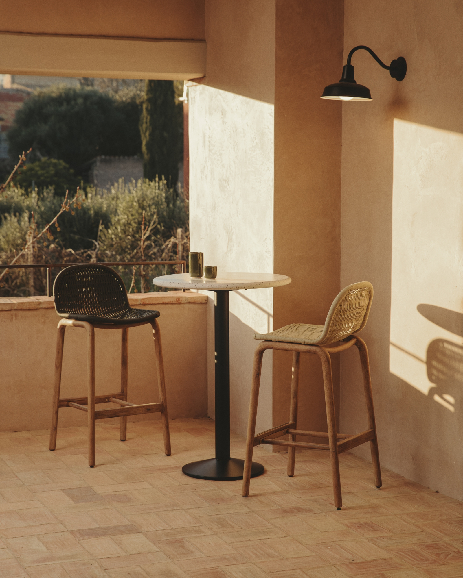 Уличный барный стул Alipa из акации и веревки цвета экрю, 75 см La Forma 481335