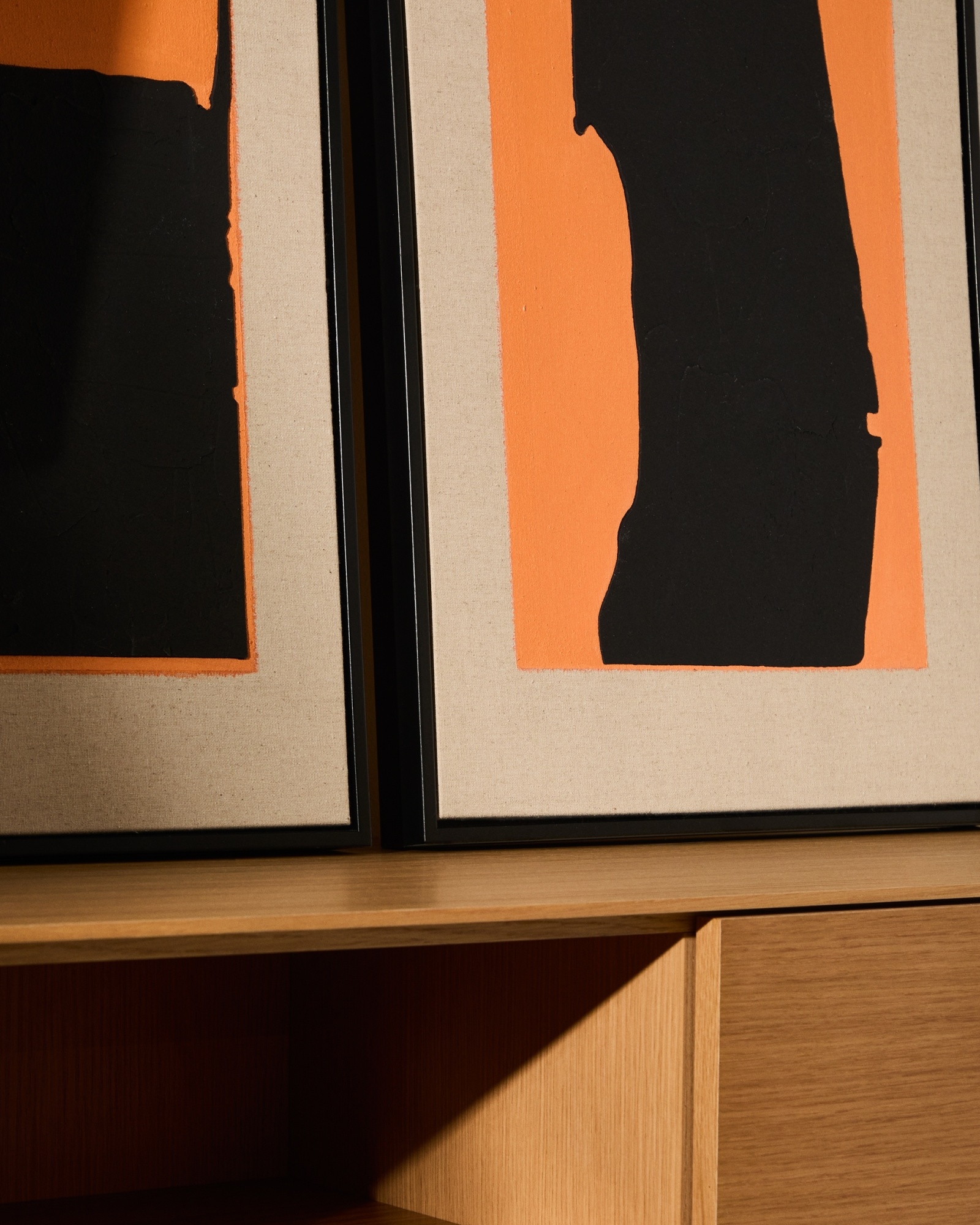 Zernu Абстрактная картина в оранжевых и чёрных тонах лен 42 x 65 см La Forma (ex Julia Grup)