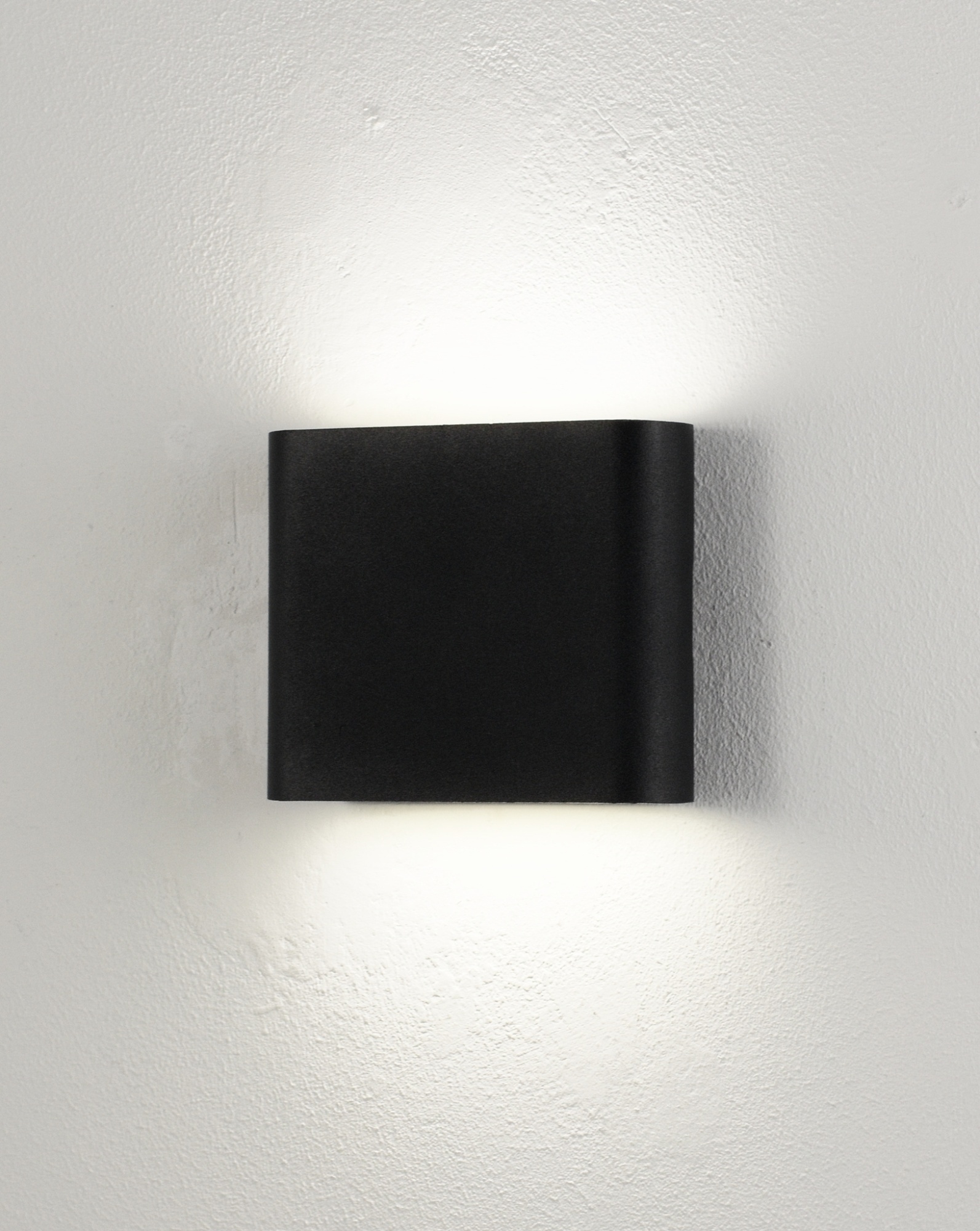 Светодиодный настенный светильник Moderli V1851-WL Piene LED*4W