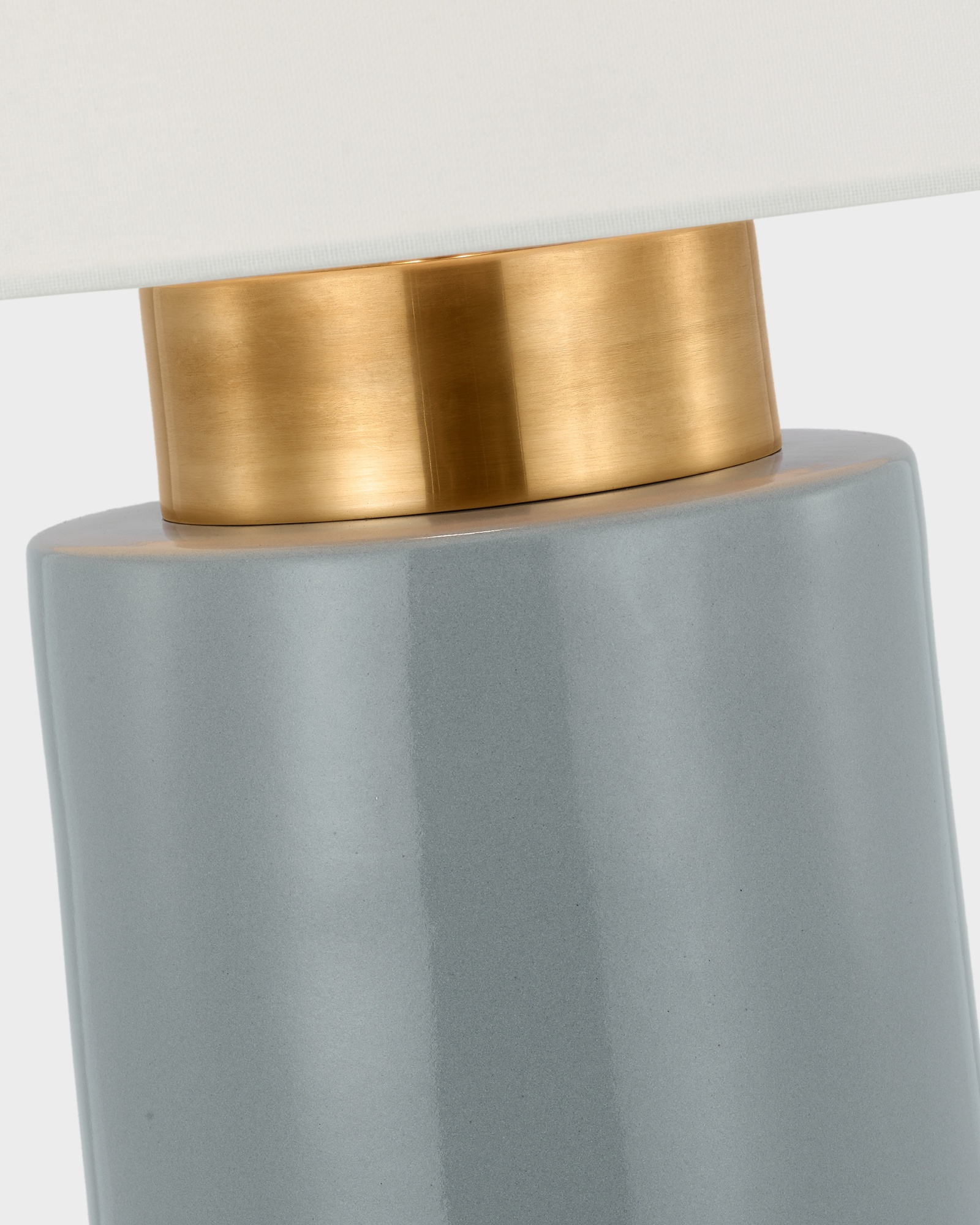 Серо-голубая настольная лампа Бьют Louvre Home LTL995005MGI