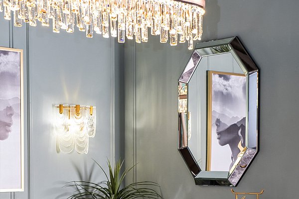 Зеркало декоративное в зеркальной раме Garda Decor 19-OA-8171
