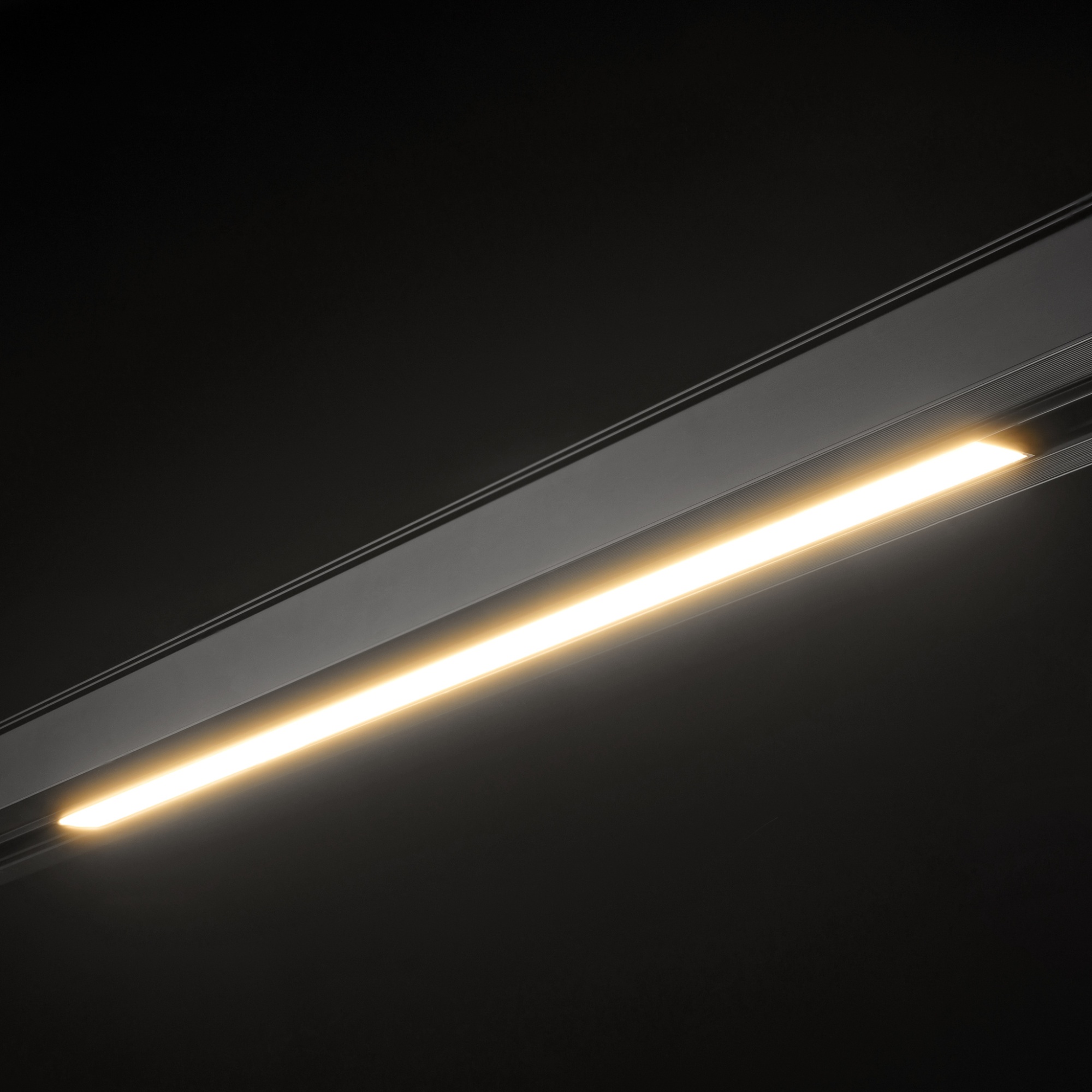 Трековый светильник линейный Lumker SY-LINK-600-BL-12-WW