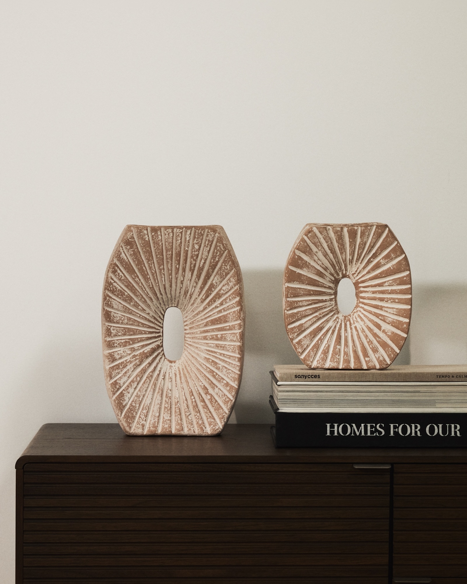 Ваза Valura из папье-маше розового и бежевого цвета 31 см La Forma (ex Julia Grup)