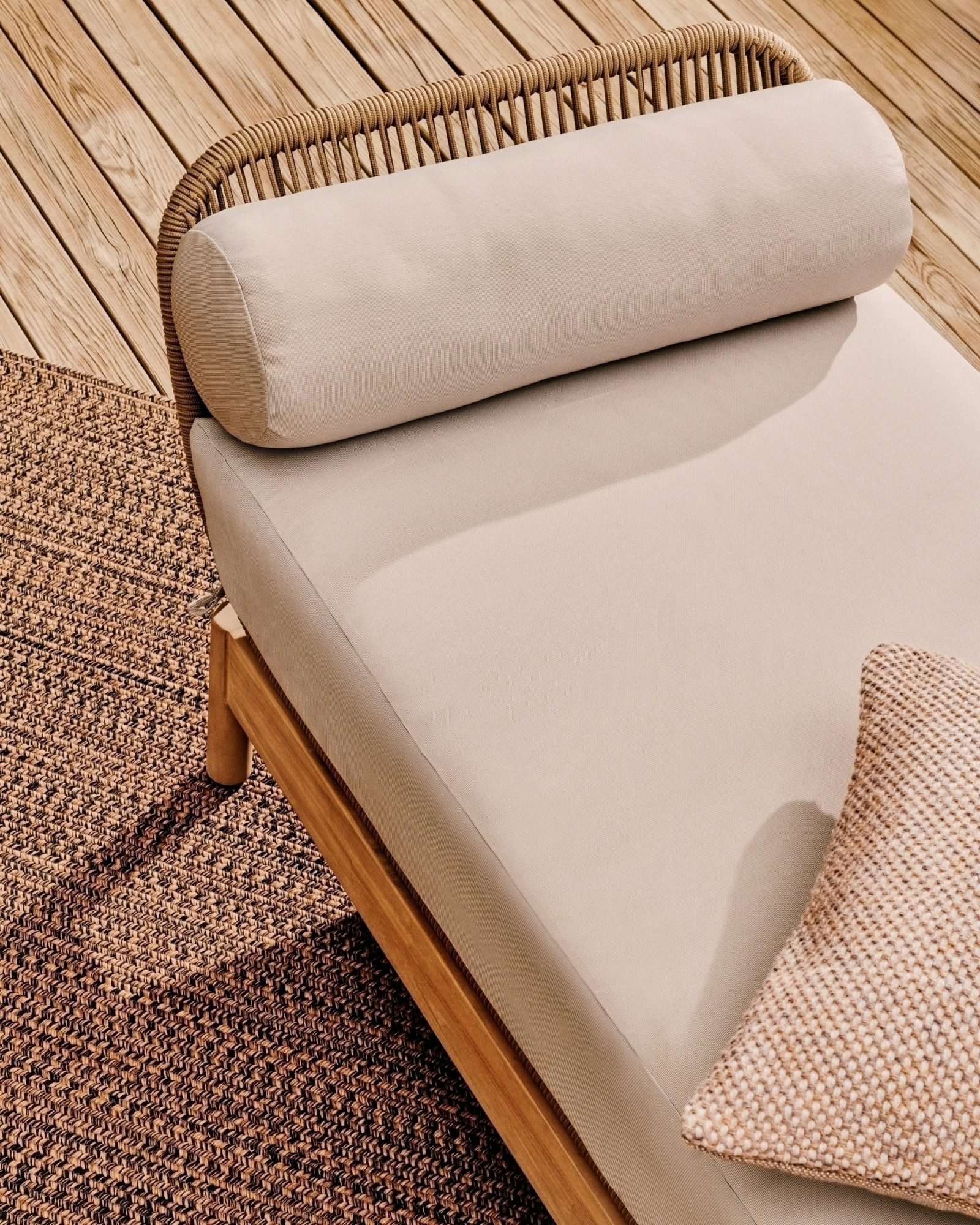 Catalina Шезлонг из светло-серой веревки и массива акации La Forma (ex Julia Grup)