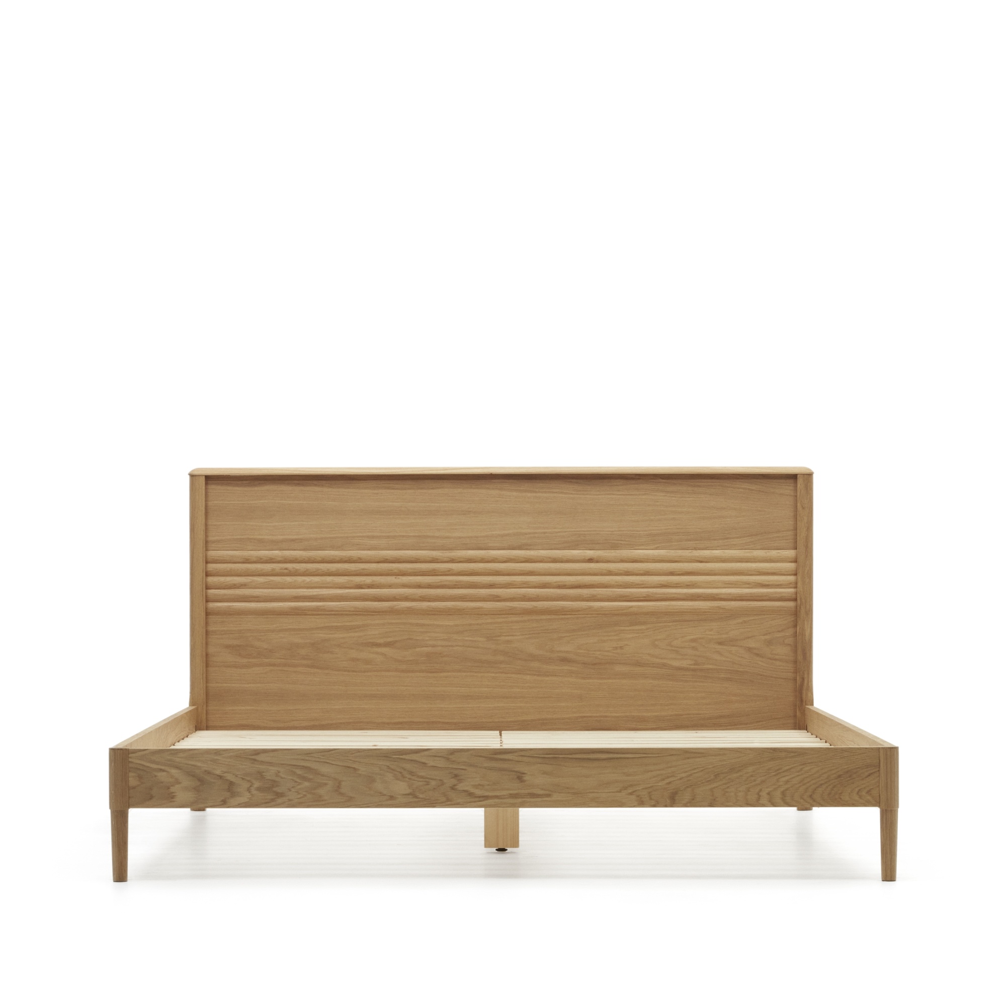 Кровать Lenon из массива дуба и шпона дуба для матраса 180 x 200 см La Forma (ex Julia Grup)