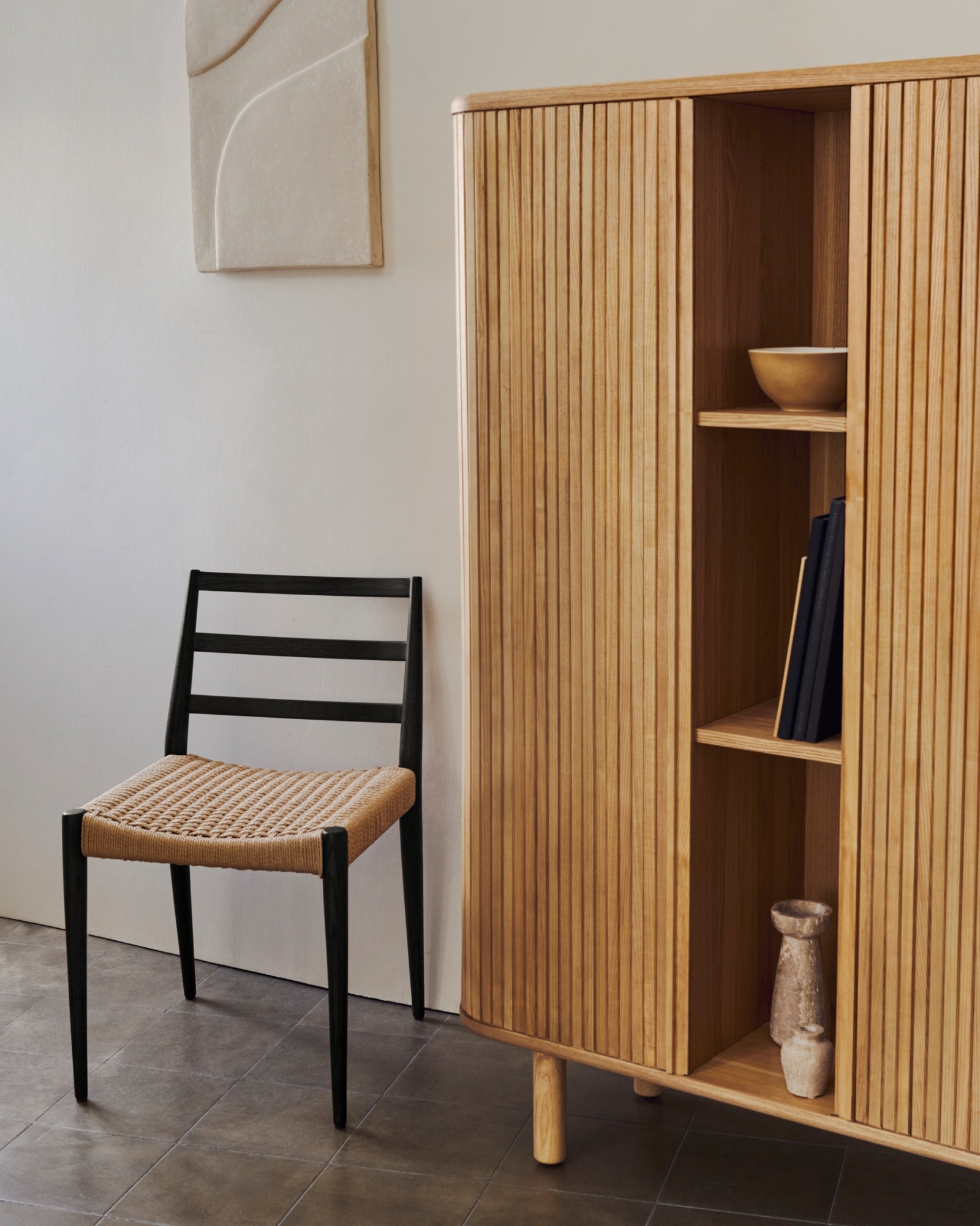 Mailen Буфет с 2 дверцами из ясеневого шпона натуральной отделки 110 x 140 см La Forma (ex Julia Grup)