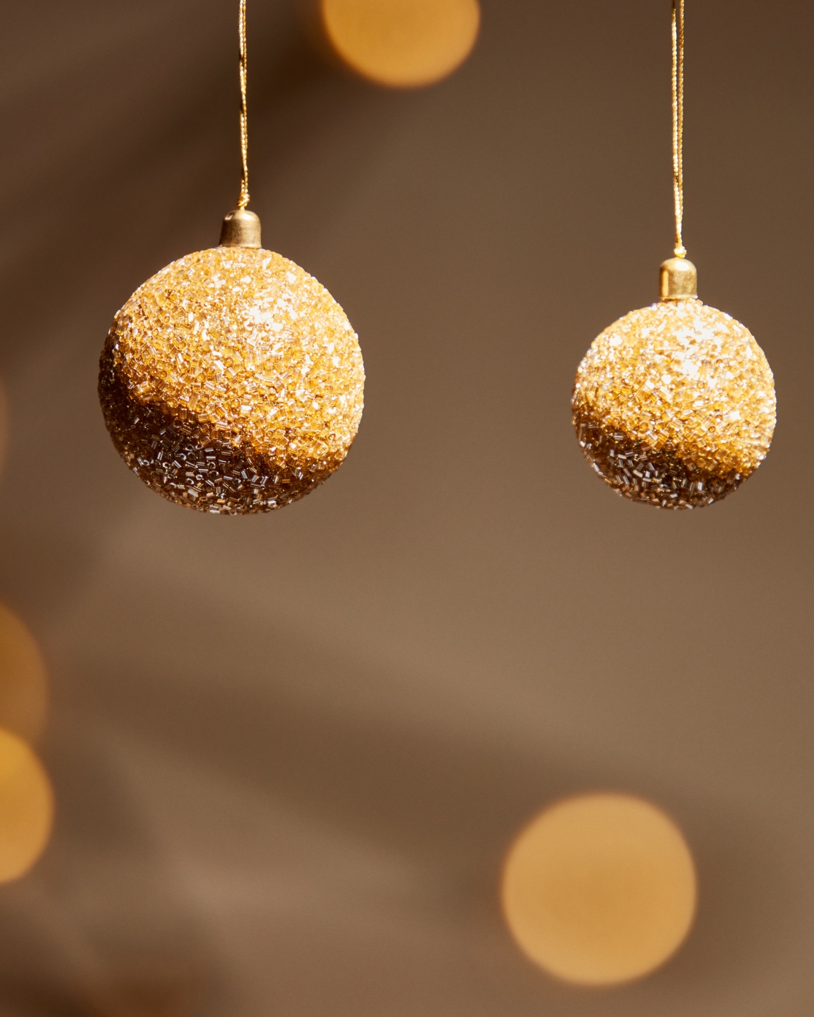 Набор Briam из 3 маленьких золотых декоративных подвесок-шариков La Forma (ex Julia Grup)