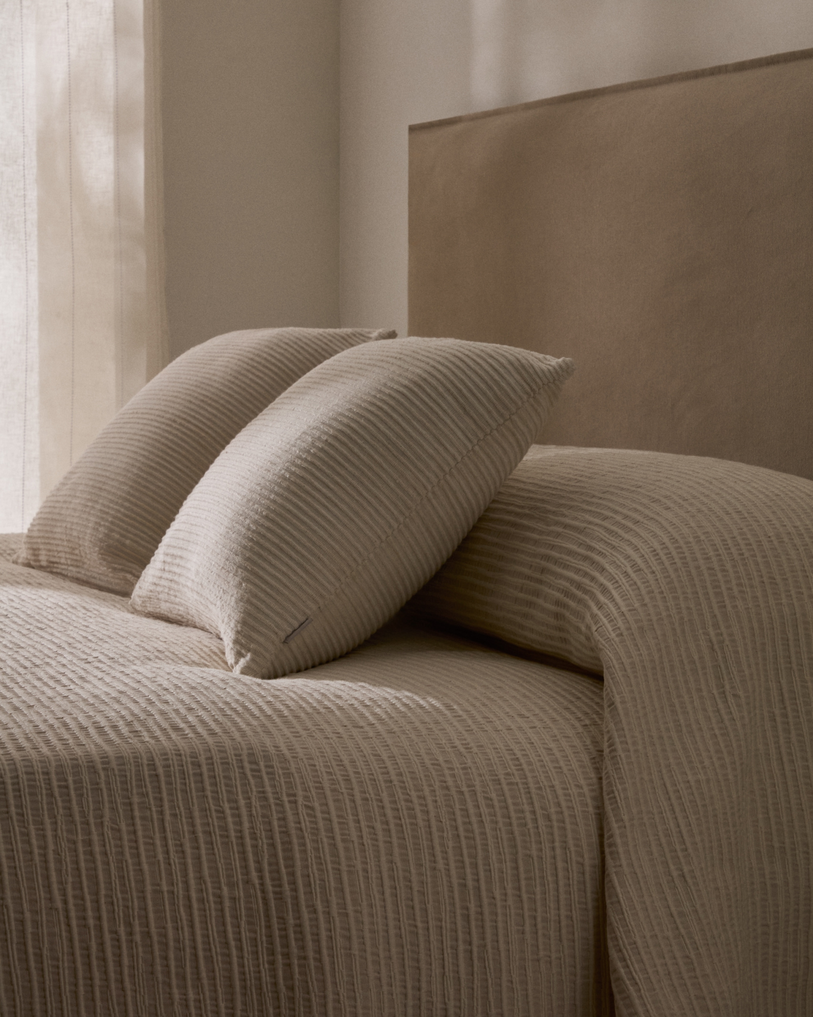 Набор из 2-х чехлов для подушек Vindi из хлопка цвета экрю 50 x 50 см La Forma 210546