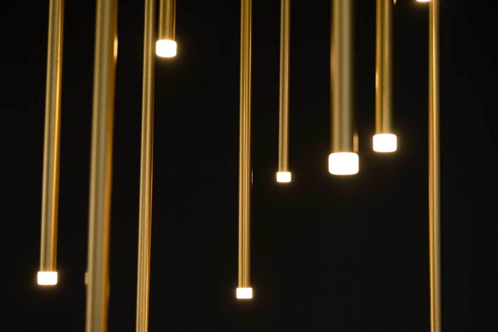 Люстра Milosh tendence 0853CL-26GD