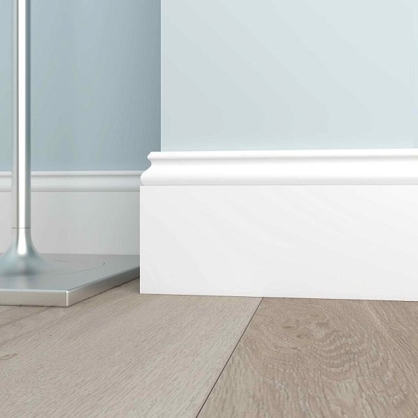 Плинтус Ultrawood арт. Base 5763 (2440 x 133 x 15 мм.)