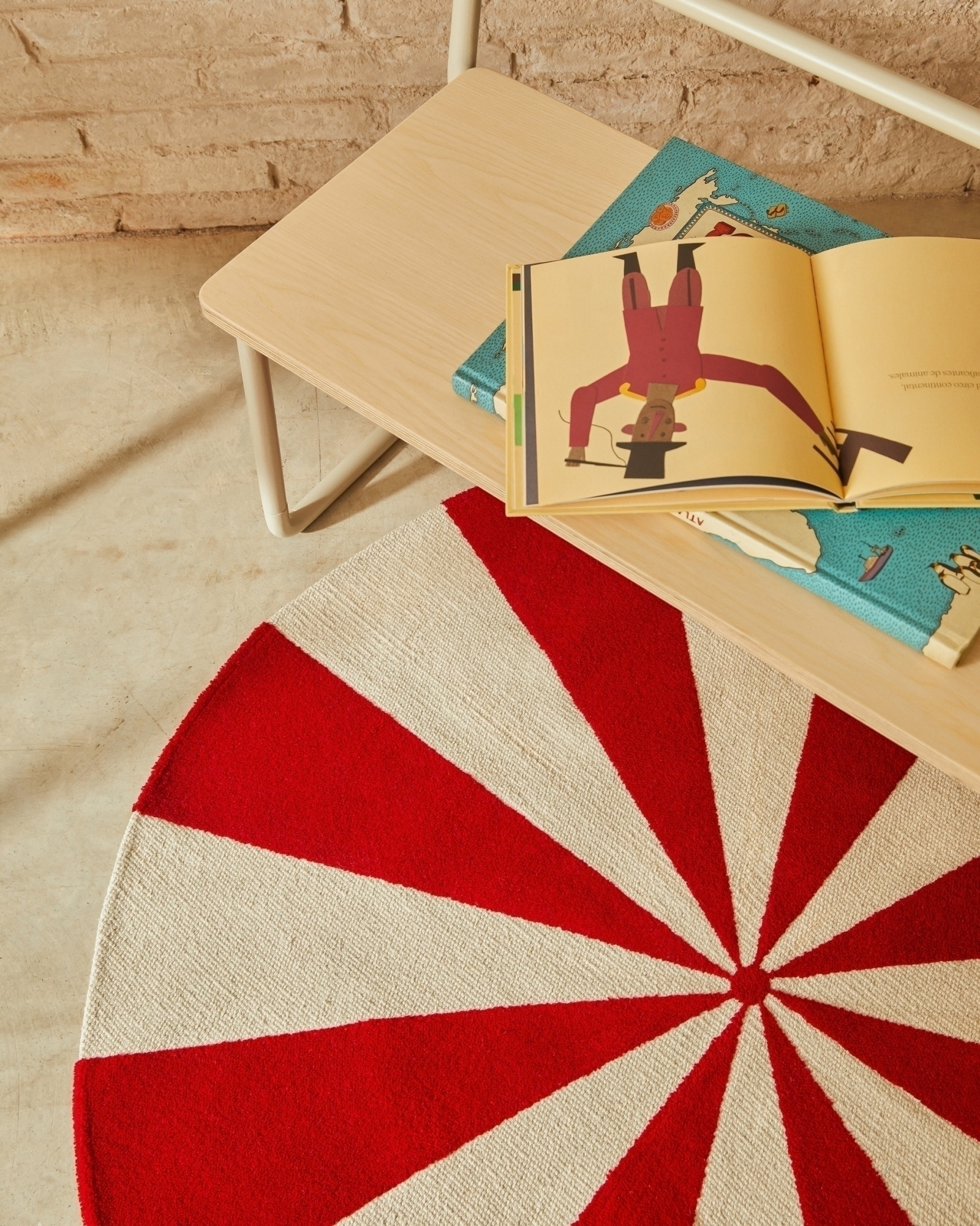 Ковер Wirla бежево-красный 100% хлопок Ø 100 см La Forma (ex Julia Grup)