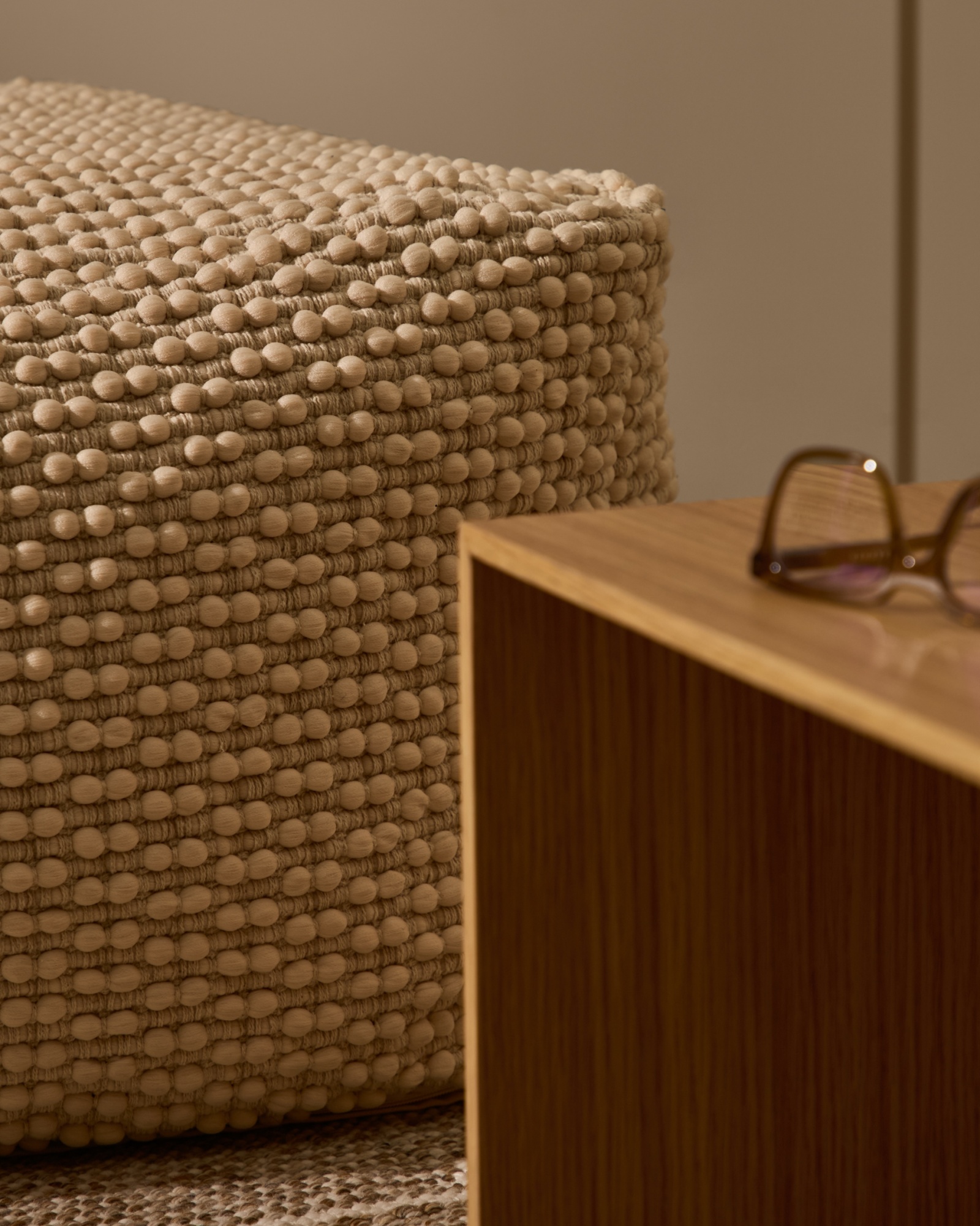 Пуф Mascarell хлопок и полиэстер белый 60 x 60 см La Forma (ex Julia Grup)