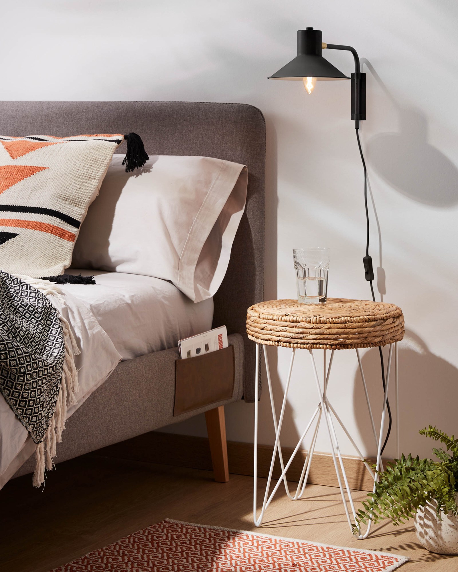 Настенный светильник Plass черный маленький La Forma (ex Julia Grup)