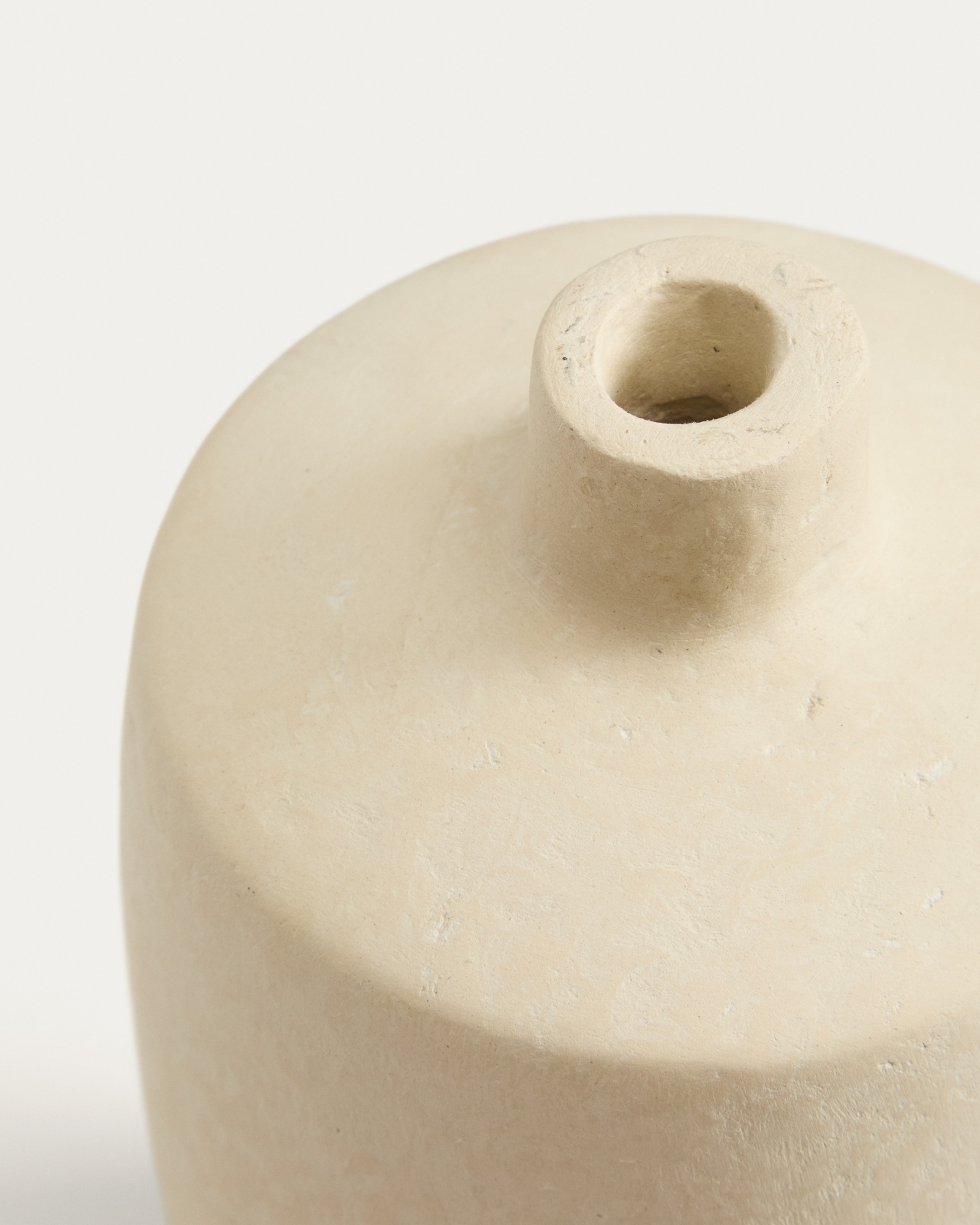 Ваза из папье-маше Mireni бежевого цвета Ø 26 см La Forma (ex Julia Grup)