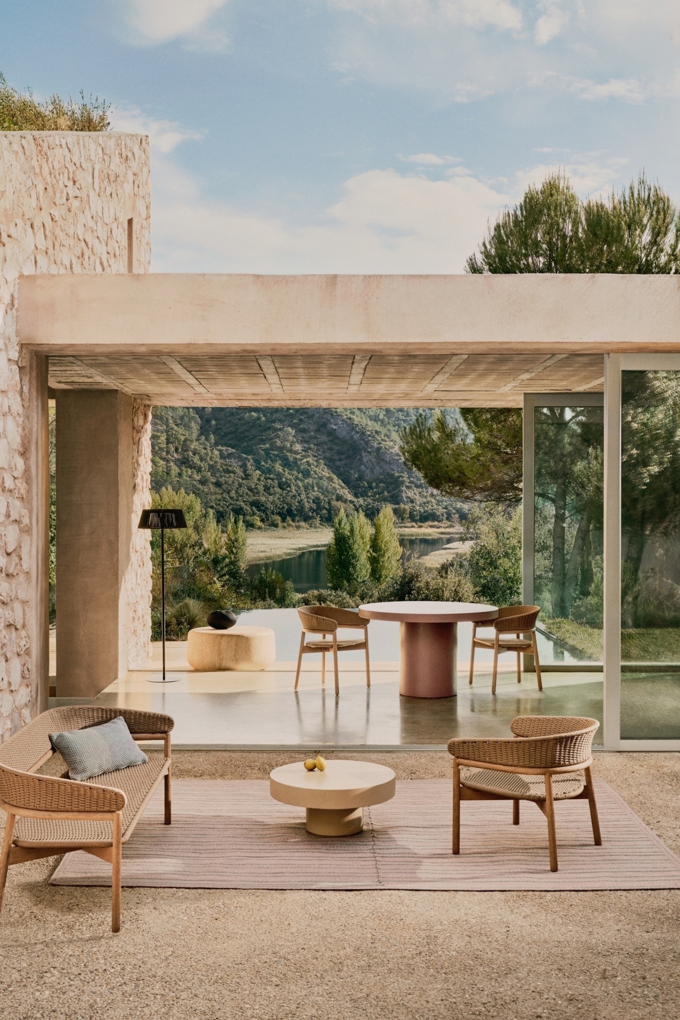 Диван 3-х местный Arinella из акации с натуральной отделкой и бежевой веревкой La Forma (ex Julia Grup)