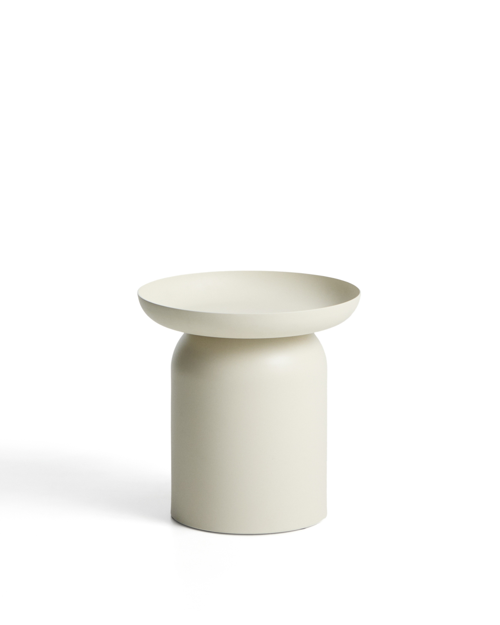 Уличный столик Arcola из алюминия экрю, диаметр 45 см La Forma 482181