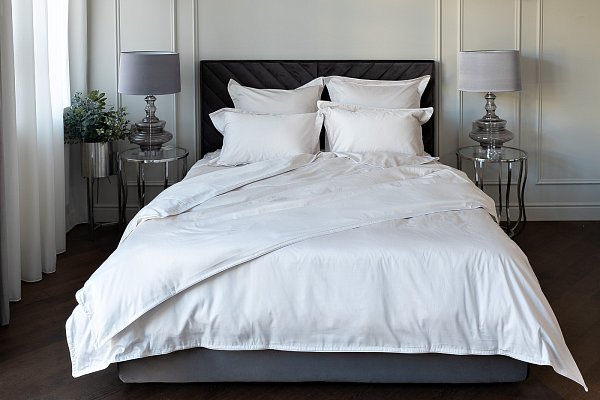 Пододеяльник сатиновый "Сны" 230х210см жемчужный Garda Decor 107TD-D0033G-POD SN ZHE