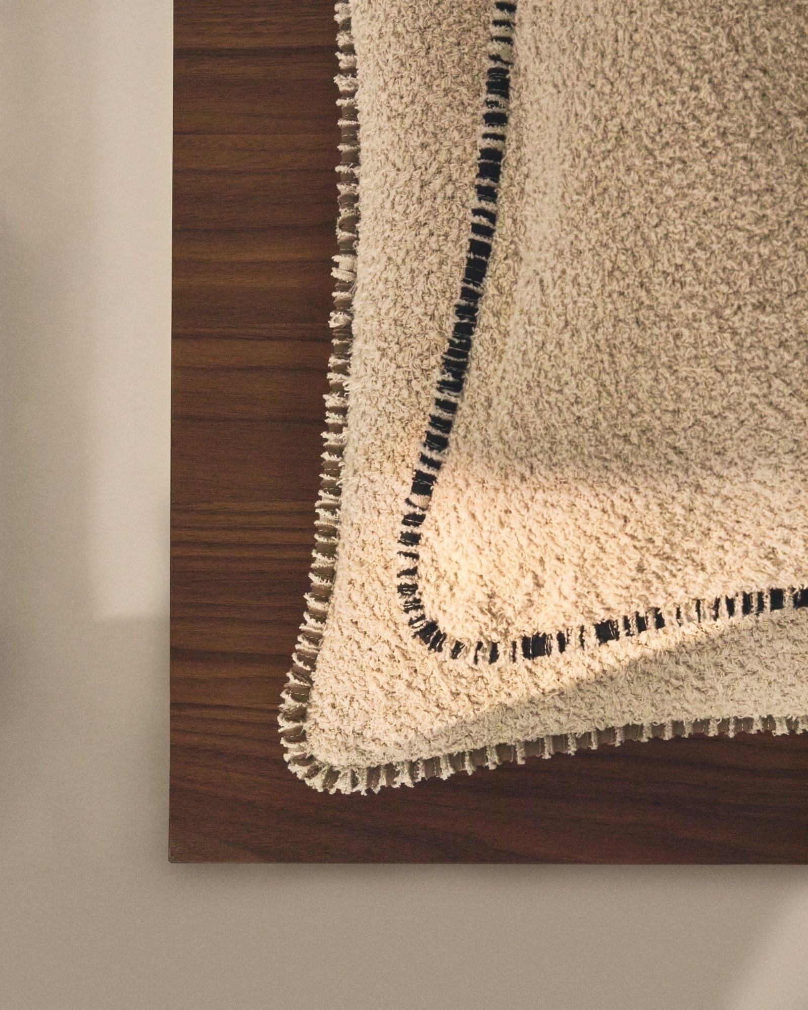 Чехол для подушки Enari бежевый хлопок с коричневой отделкой 50 x 50 см La Forma (ex Julia Grup)