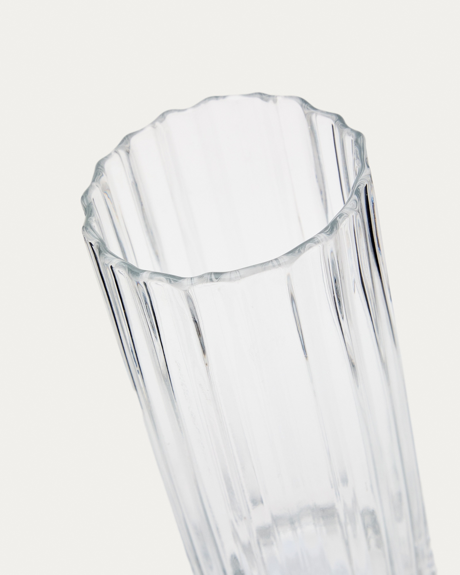 Ваза Neblan прозрачная стеклянная 25,5 см La Forma (ex Julia Grup)