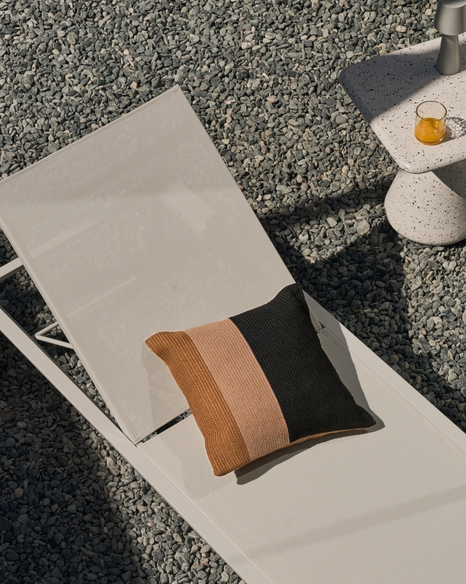 Canutells Алюминиевый шезлонг с белой отделкой La Forma (ex Julia Grup)