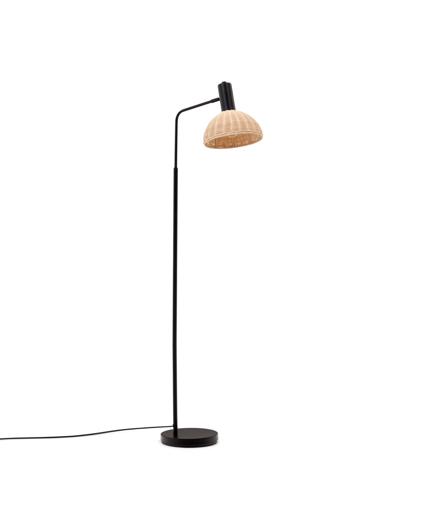 Damila Торшер из ротанга и черного металла La Forma 174934