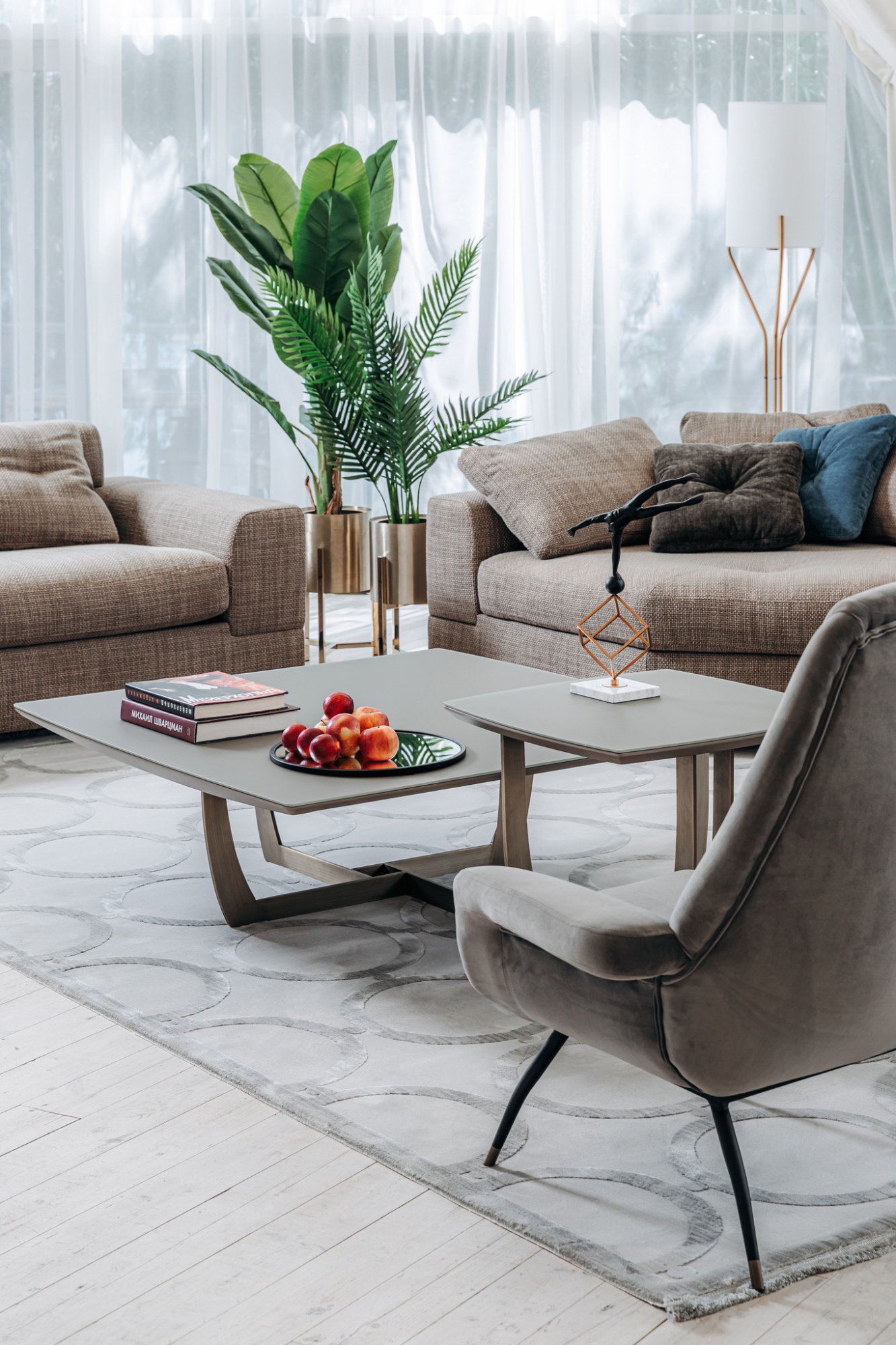 Статуэтка "Гимнаст на кубе" Garda Decor 55RD2863