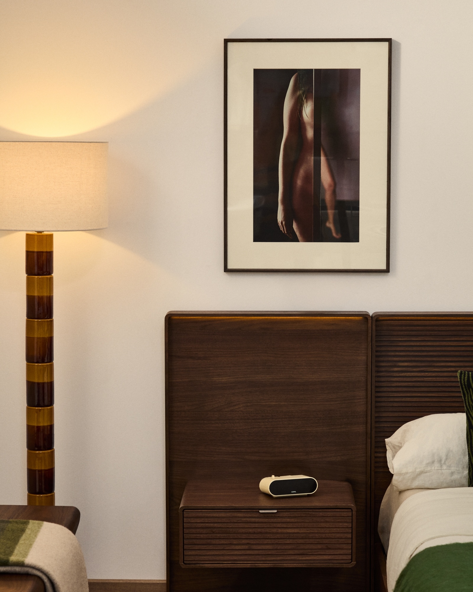 Картина Zavira с фотографией женской фигуры 50 х 70 см La Forma (ex Julia Grup)