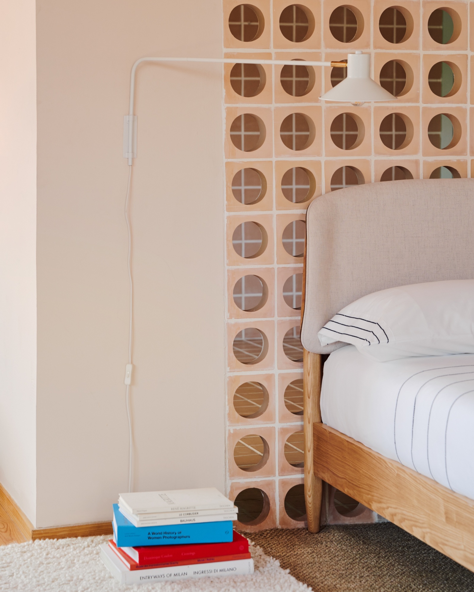 Настенный светильник Plass белый La Forma (ex Julia Grup)