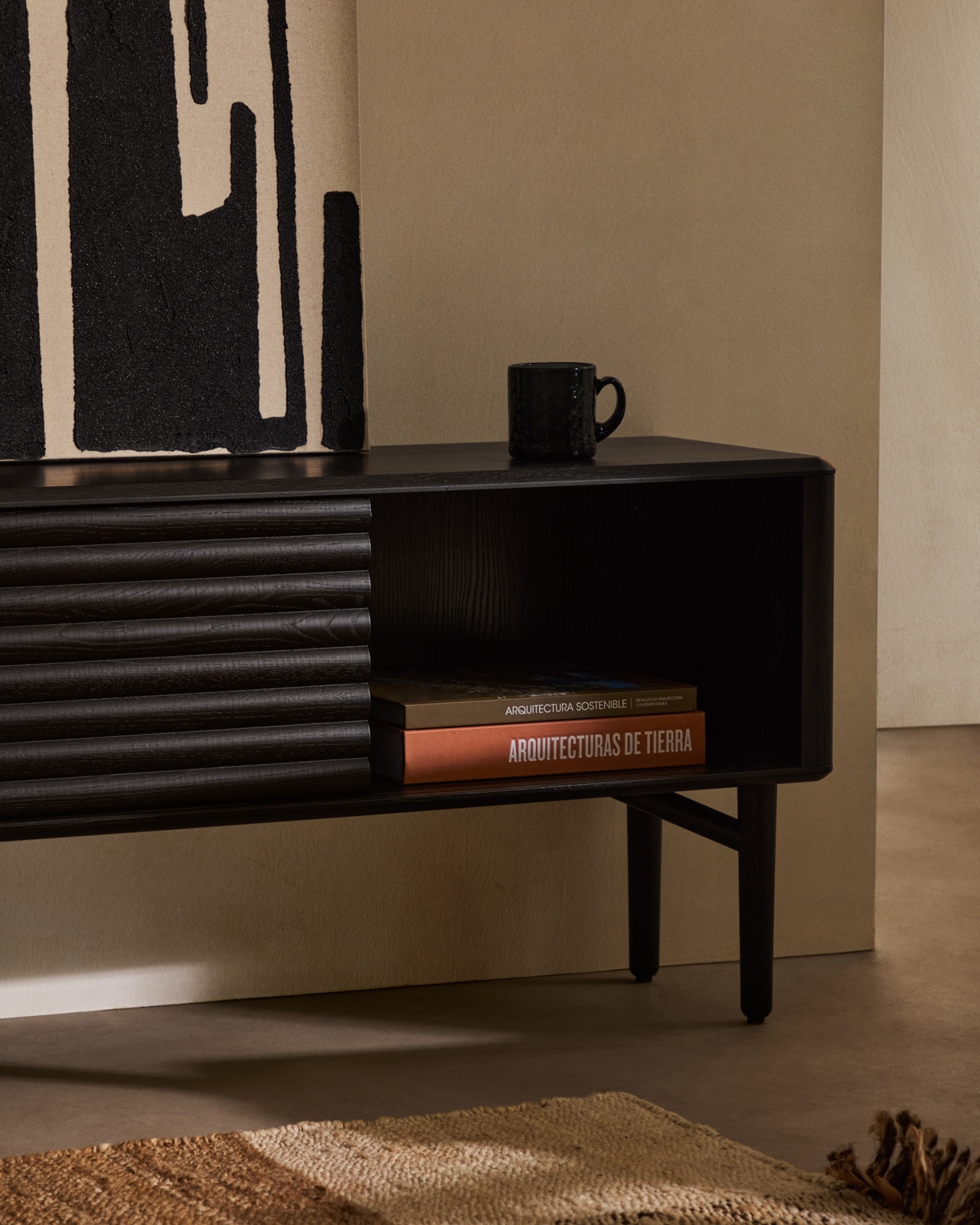 Тумба под телевизор Lenon, 2 дверцы черная из массива и шпона дуба La Forma (ex Julia Grup)