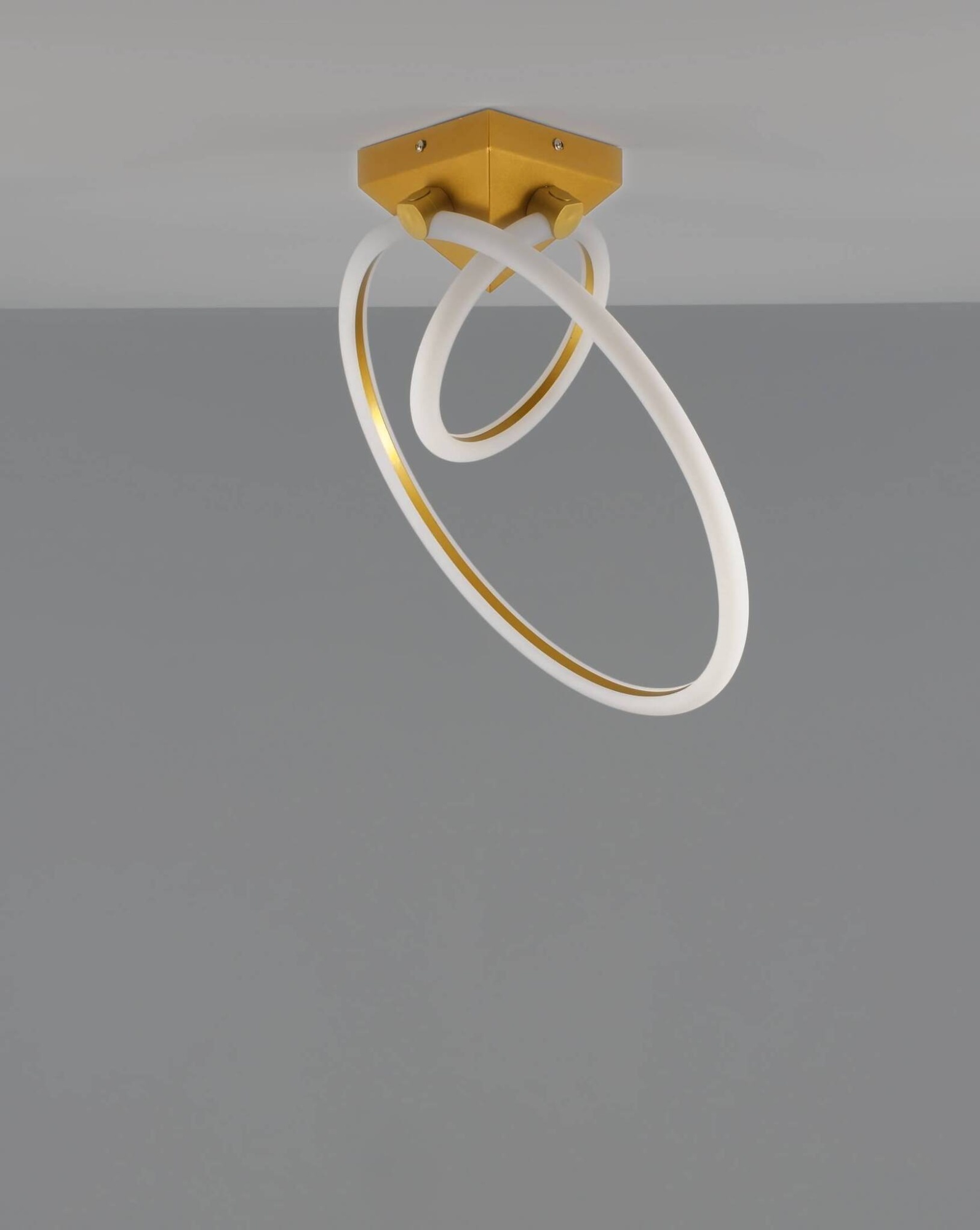 Светодиодный потолочный светильник Moderli V2916-CL Lama LED 33W