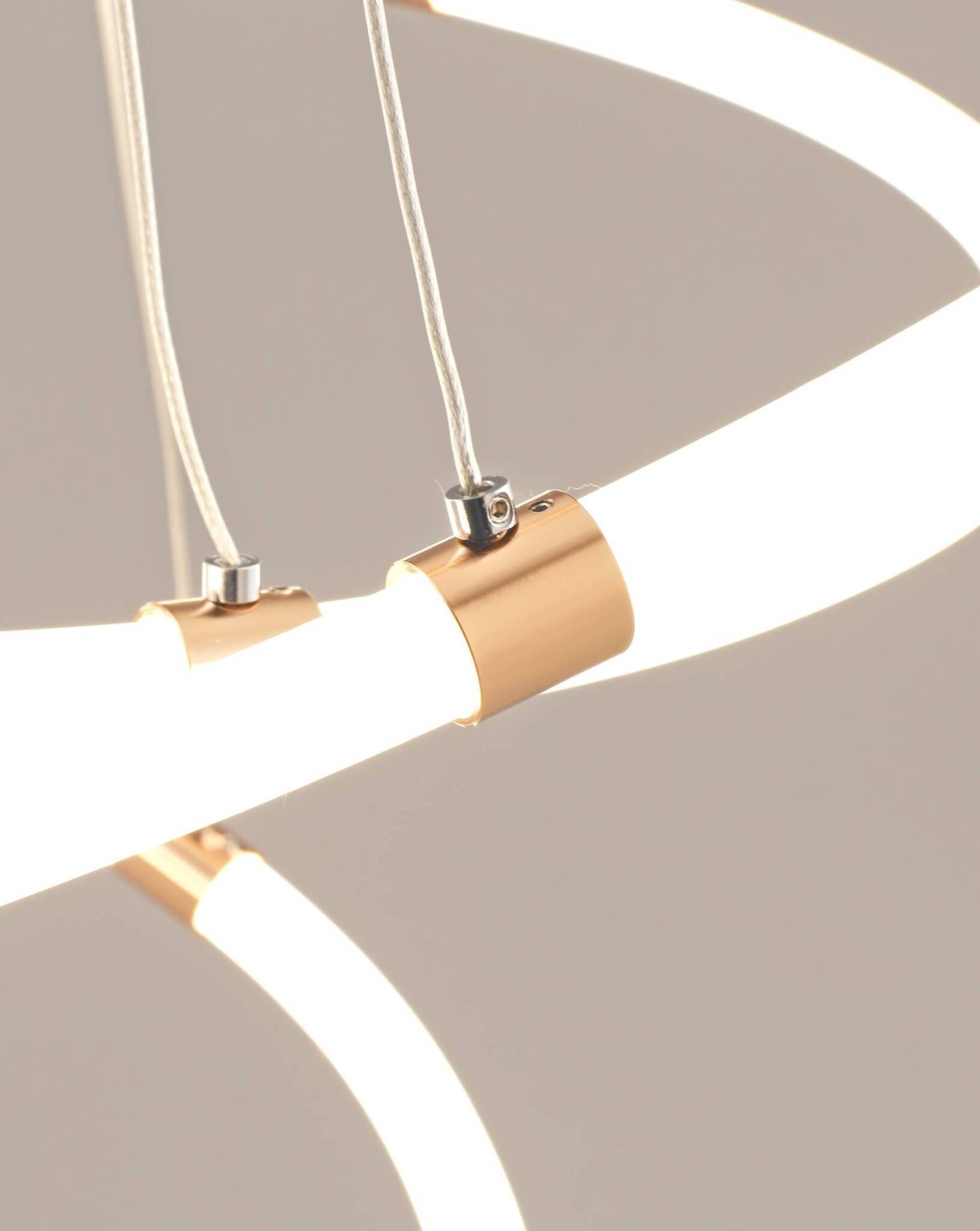 Светодиодная подвесная люстра Moderli V2915-PL Lama LED 174W