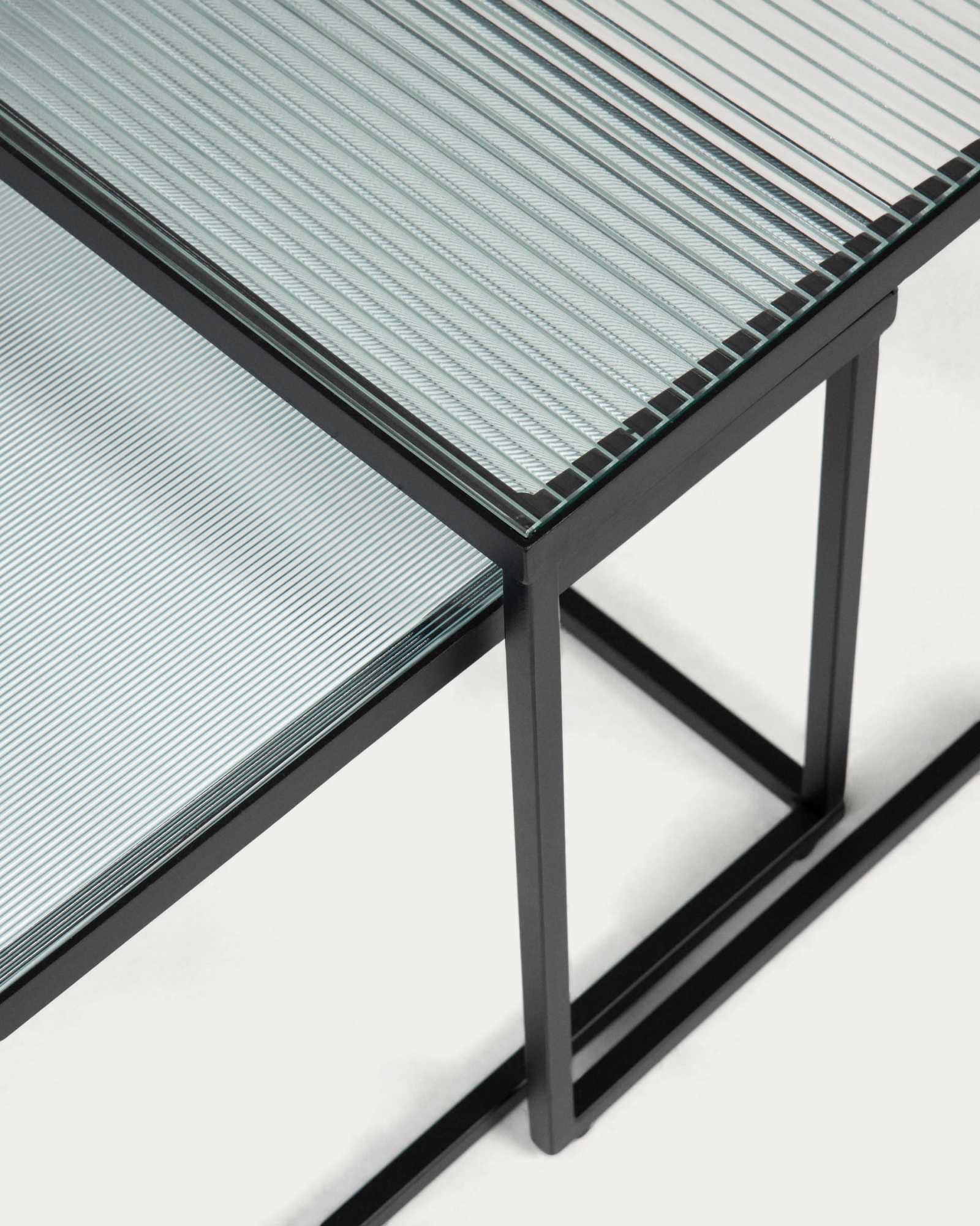 Набор из 2 столиков Akemi La Forma (ex Julia Grup)