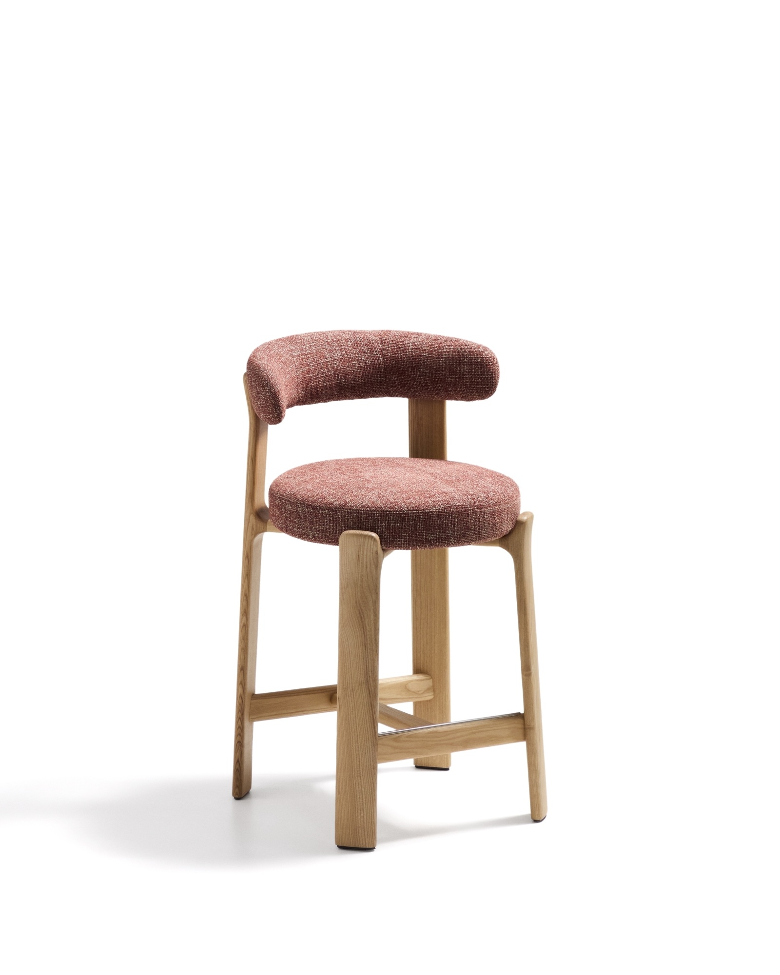 Полубарный стул Granite из терракотовой синели и ясеня с натуральной отделкой 65 см La Forma (ex Julia Grup)