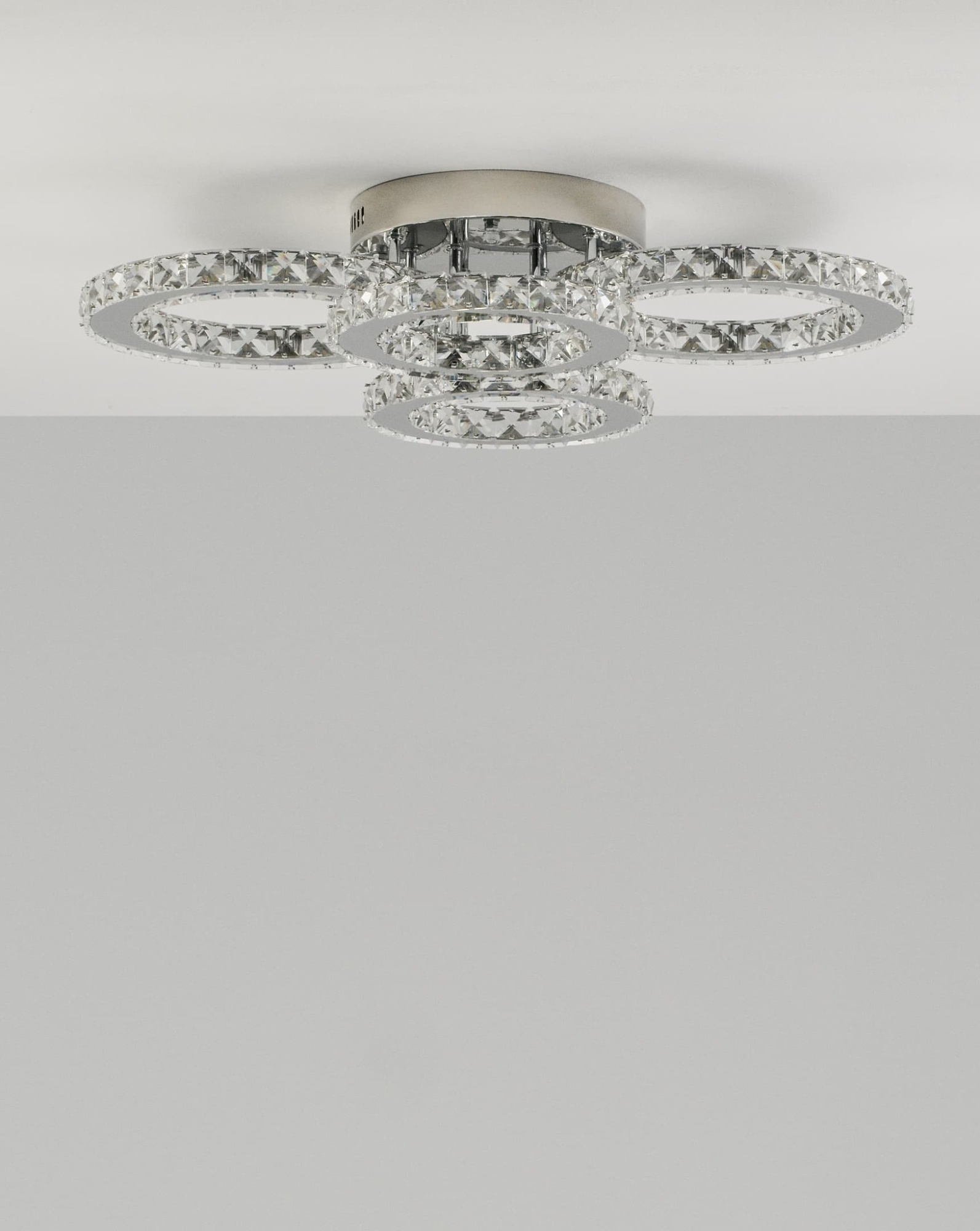 Светодиодная потолочная люстра Moderli V1590-CL Luna LED*44W