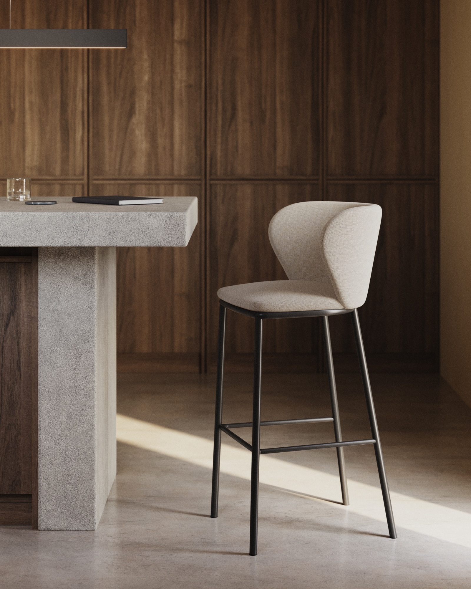 Ciselia Барный стул из бежевой синели и черной стали 75 см La Forma (ex Julia Grup)