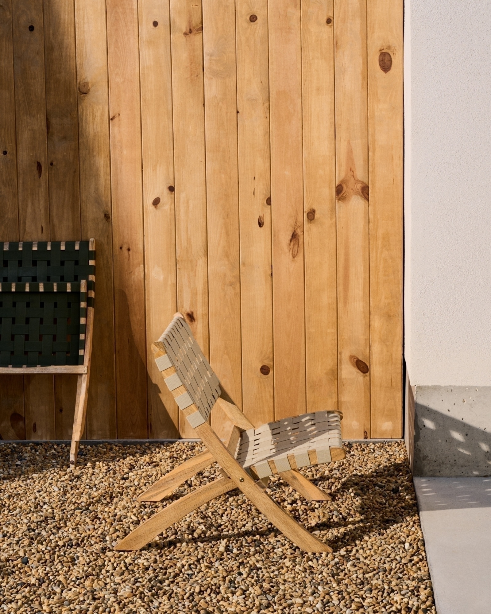 Складное кресло Chabeli из массива акации и шнура кремового цвета La Forma (ex Julia Grup)