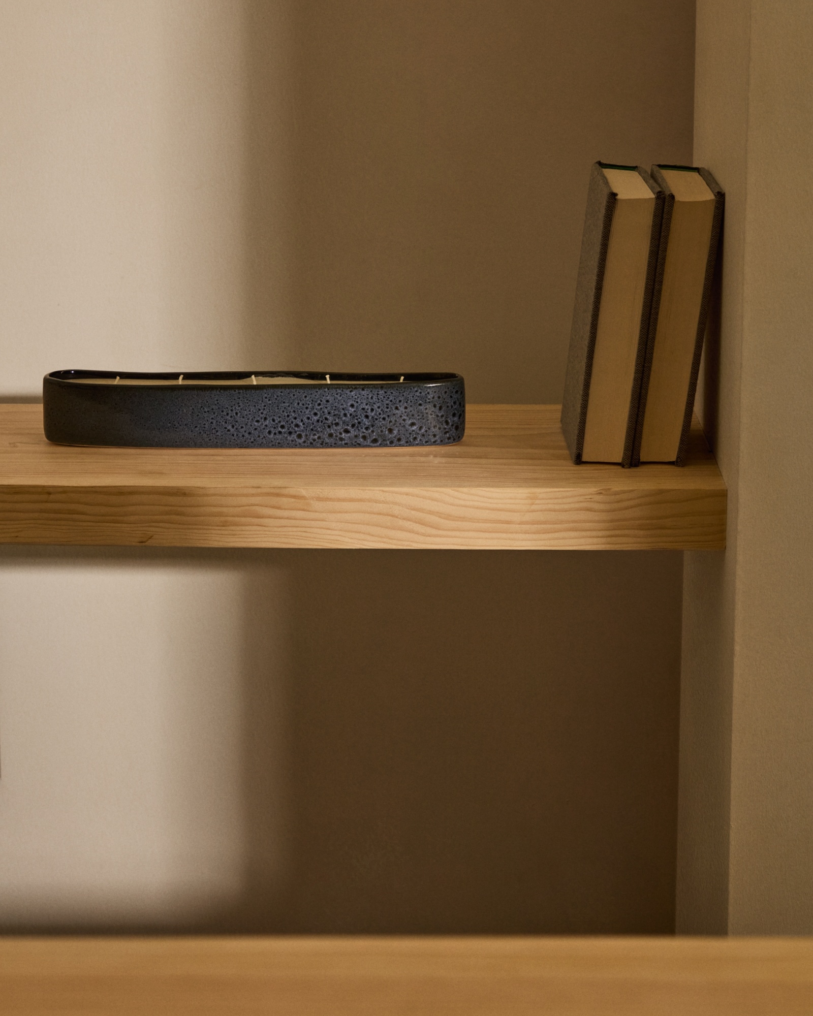 Sapira Свеча керамическая синяя 6 x 34,5 см La Forma (ex Julia Grup)