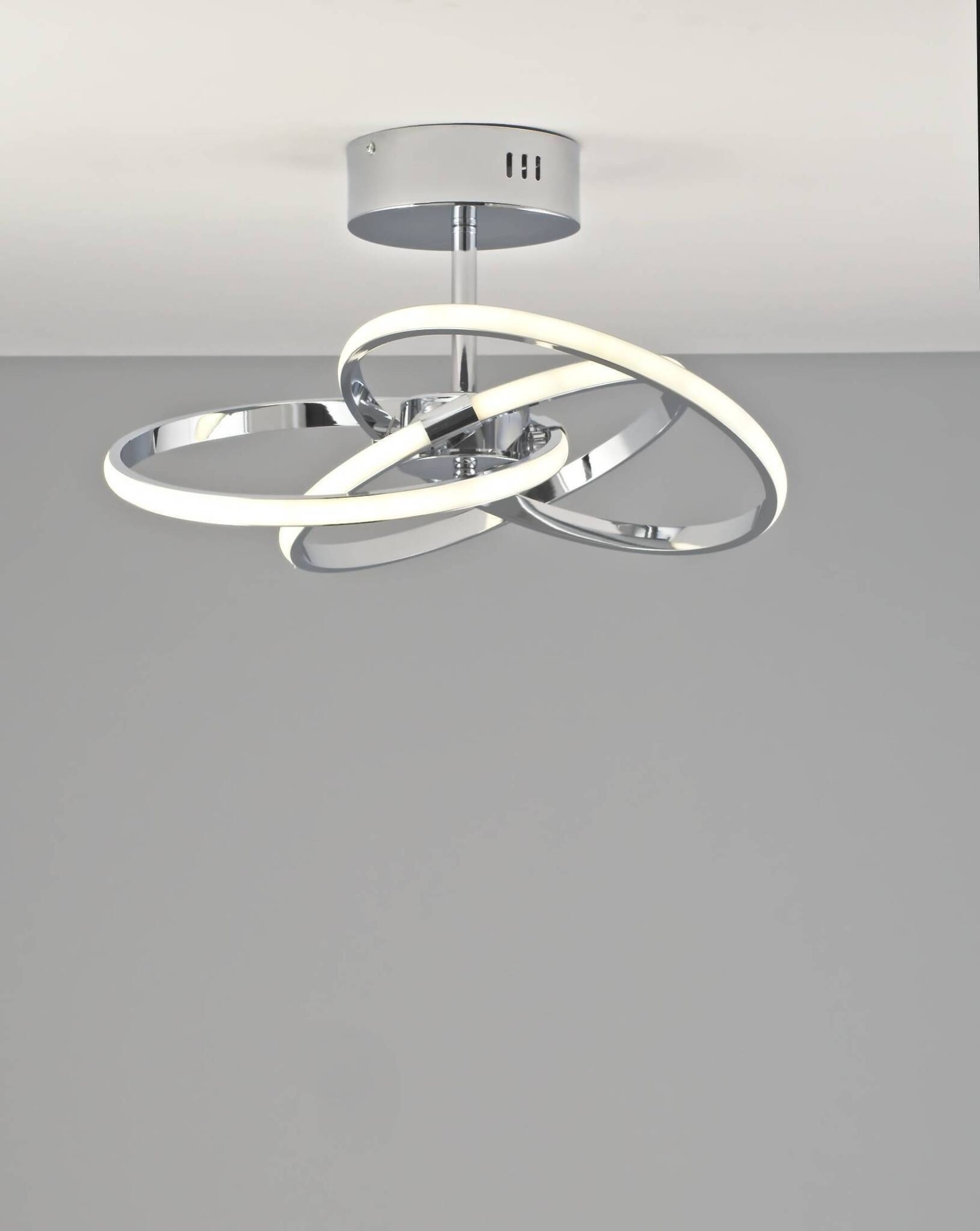 Светодиодная потолочная люстра с пультом Moderli V2820-CL Nino LED 96W