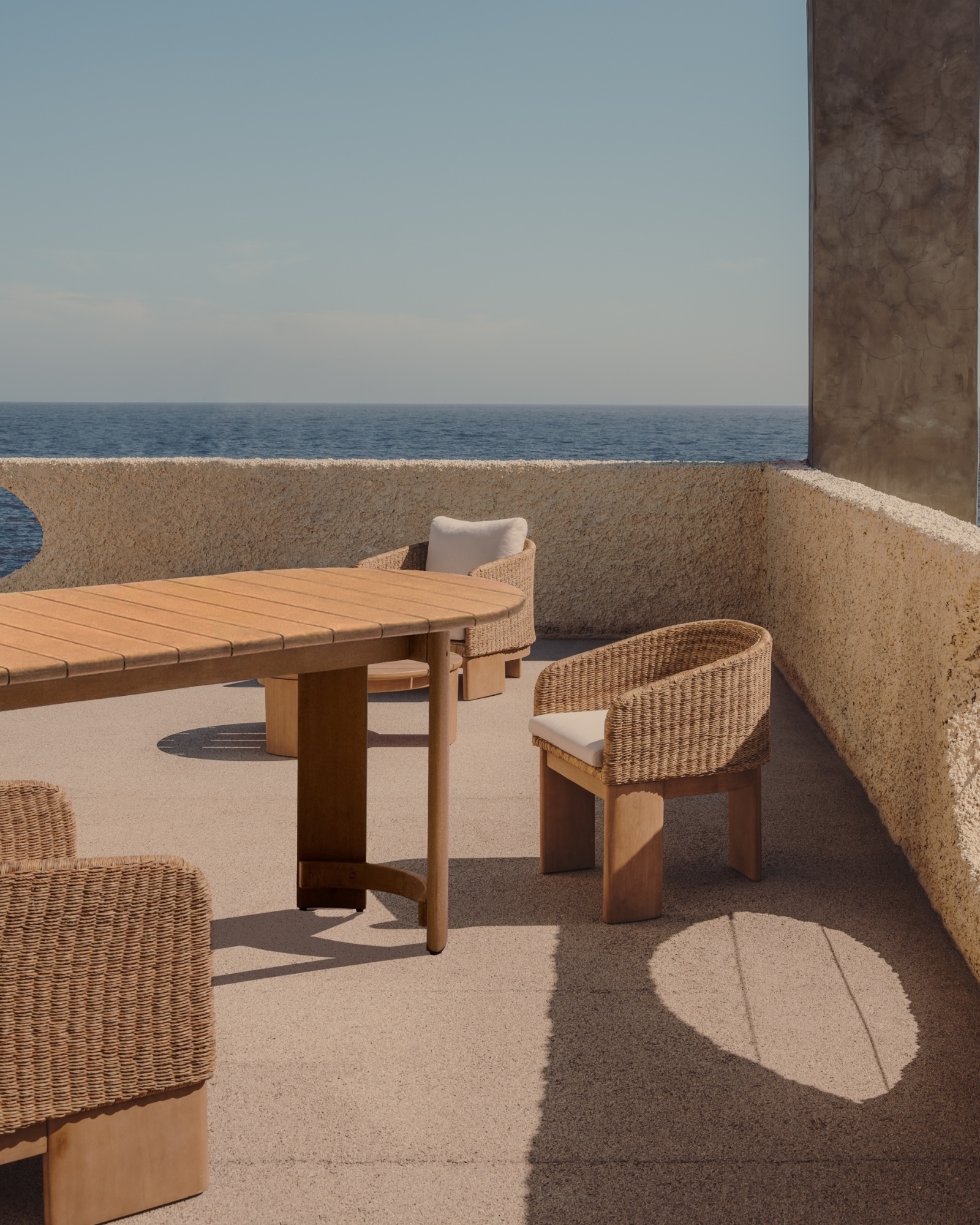 Стол Xoriguer из массива эвкалипта, 280 x 110 La Forma (ex Julia Grup)