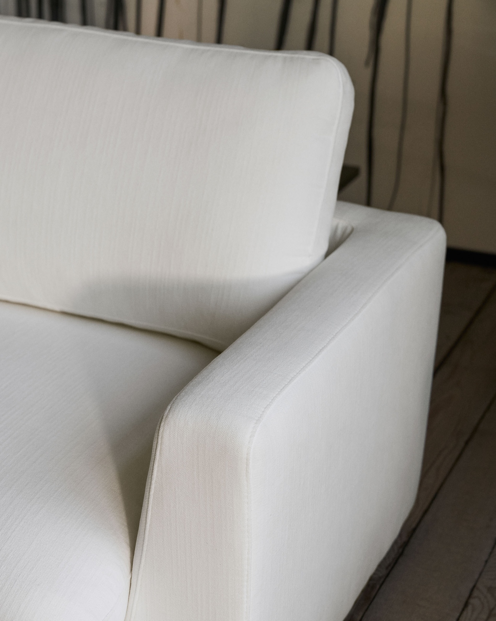 Gala 3-местный диван белого цвета 210 см La Forma (ex Julia Grup)