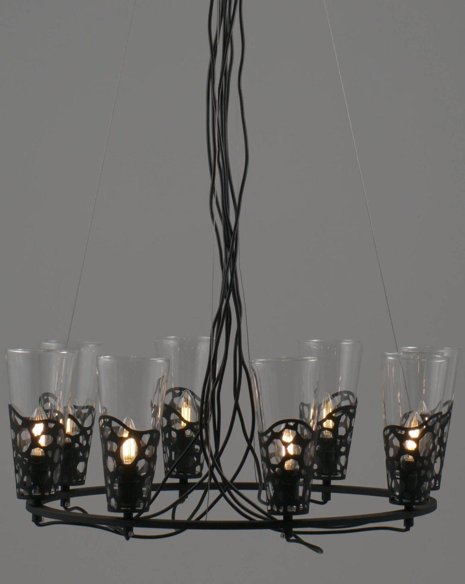 Люстра подвесная Moderli V2810-8P Valerie 8*E14*440W