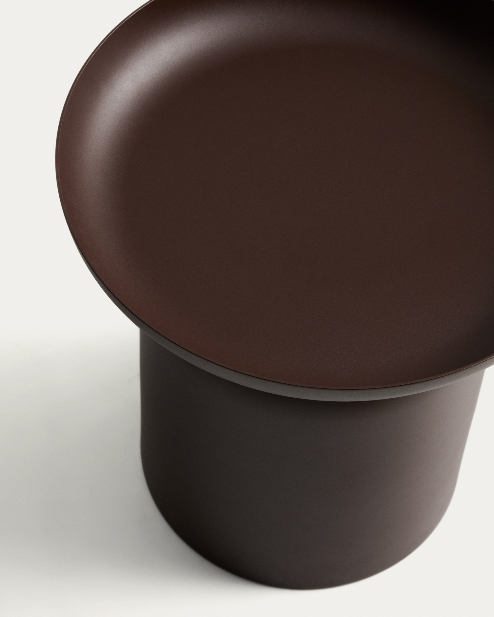 Уличный столик Arcola из темно-коричневого алюминия, диаметр 45 см La Forma 482177