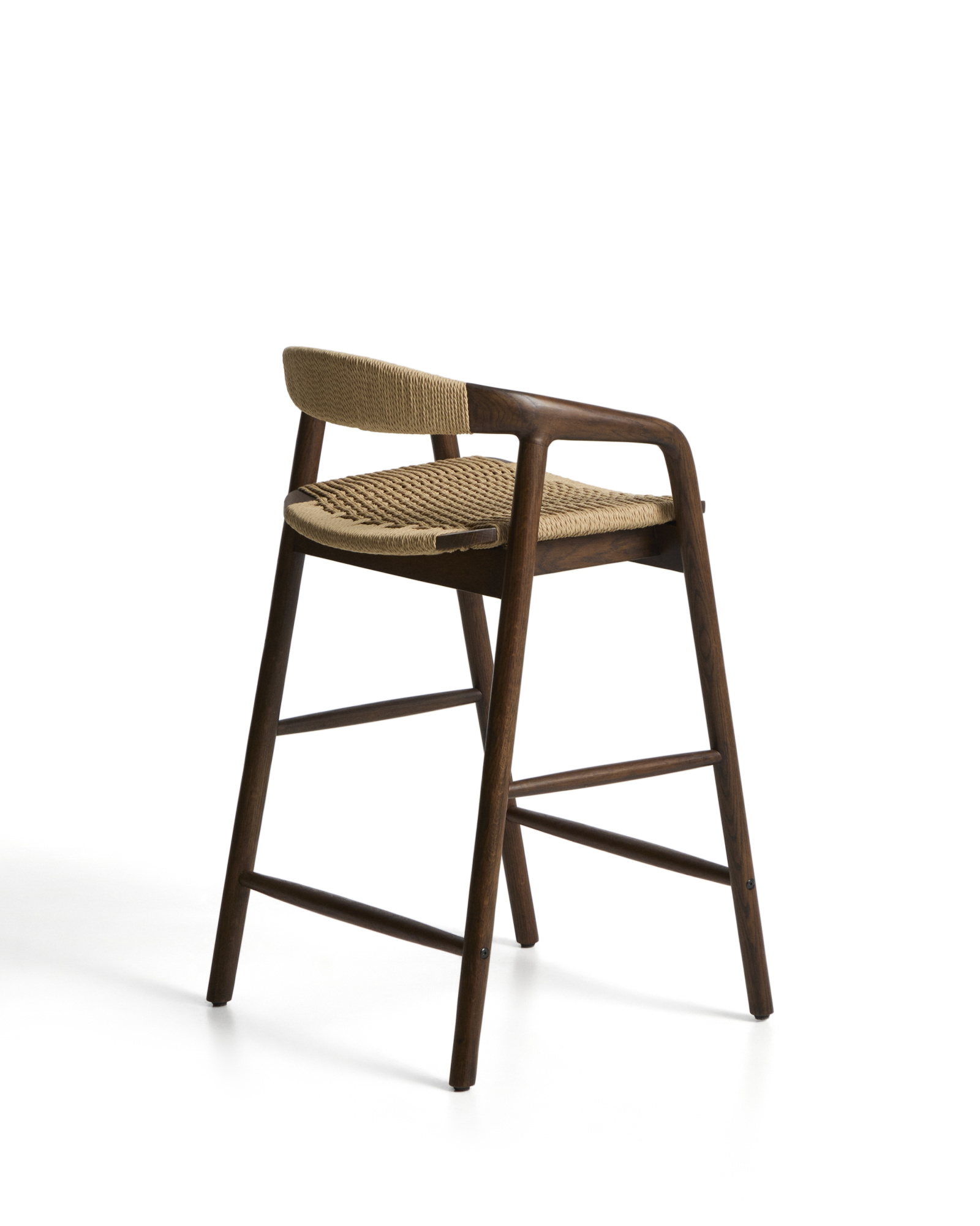 Уличный полубарный стул Derile из массива дуба в отделке орех и бежевой веревки La Forma 481897