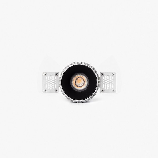 Tulipa Черный встраиваемый даунлайт без рамки 10W 55° 2700K CRI90 casambi Faro