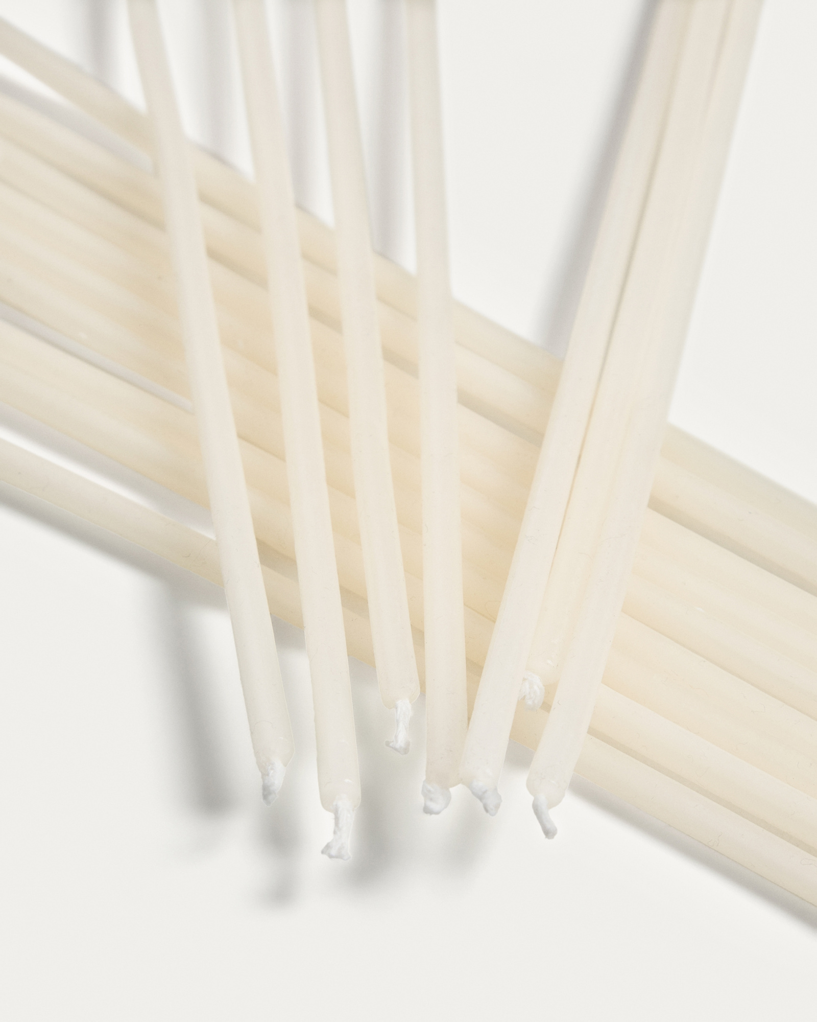 Набор Solvin из 20 бежевых свечей La Forma 443268