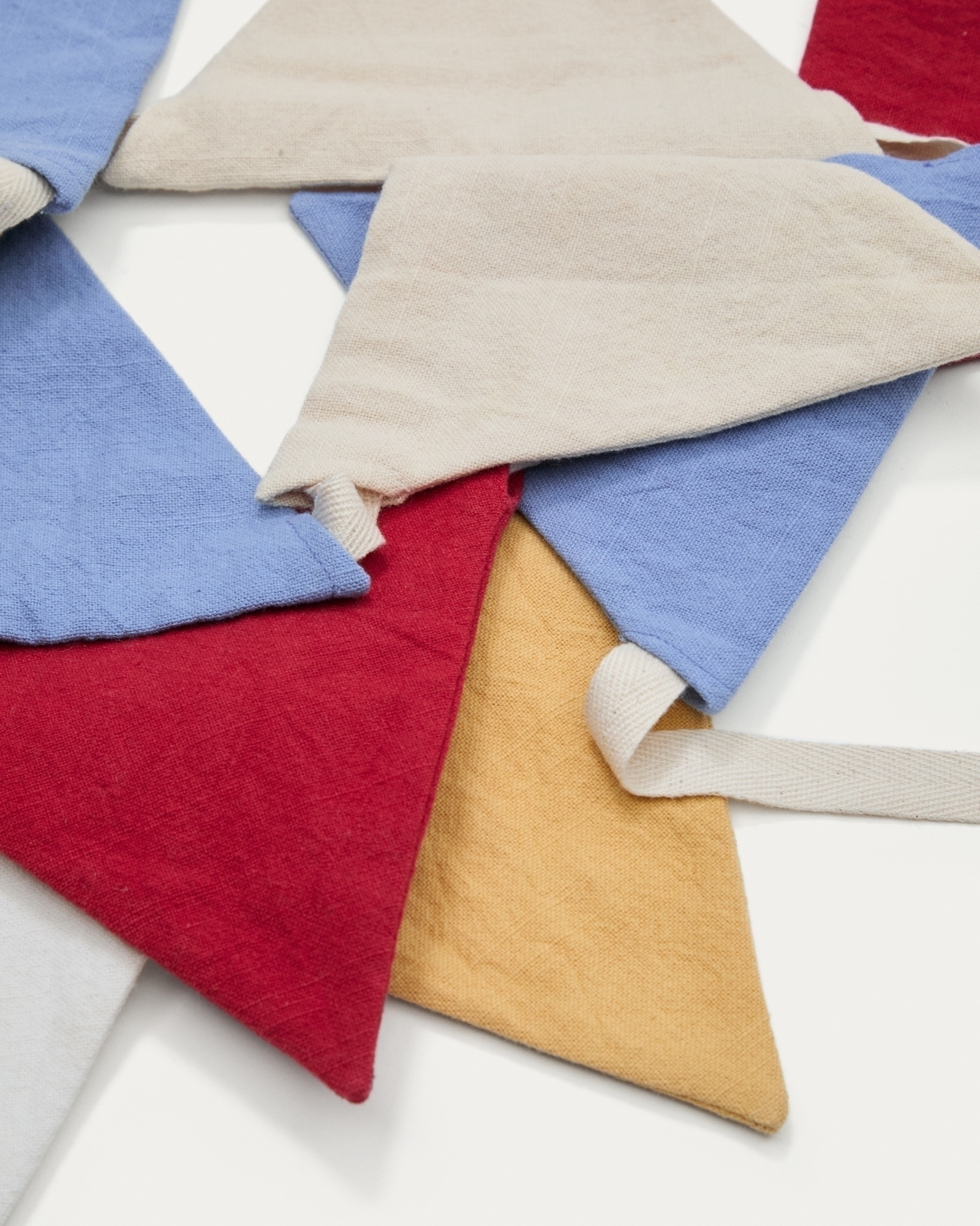 Deia 100% хлопок разноцветная гирлянда с 11 флажками 250 см La Forma (ex Julia Grup)